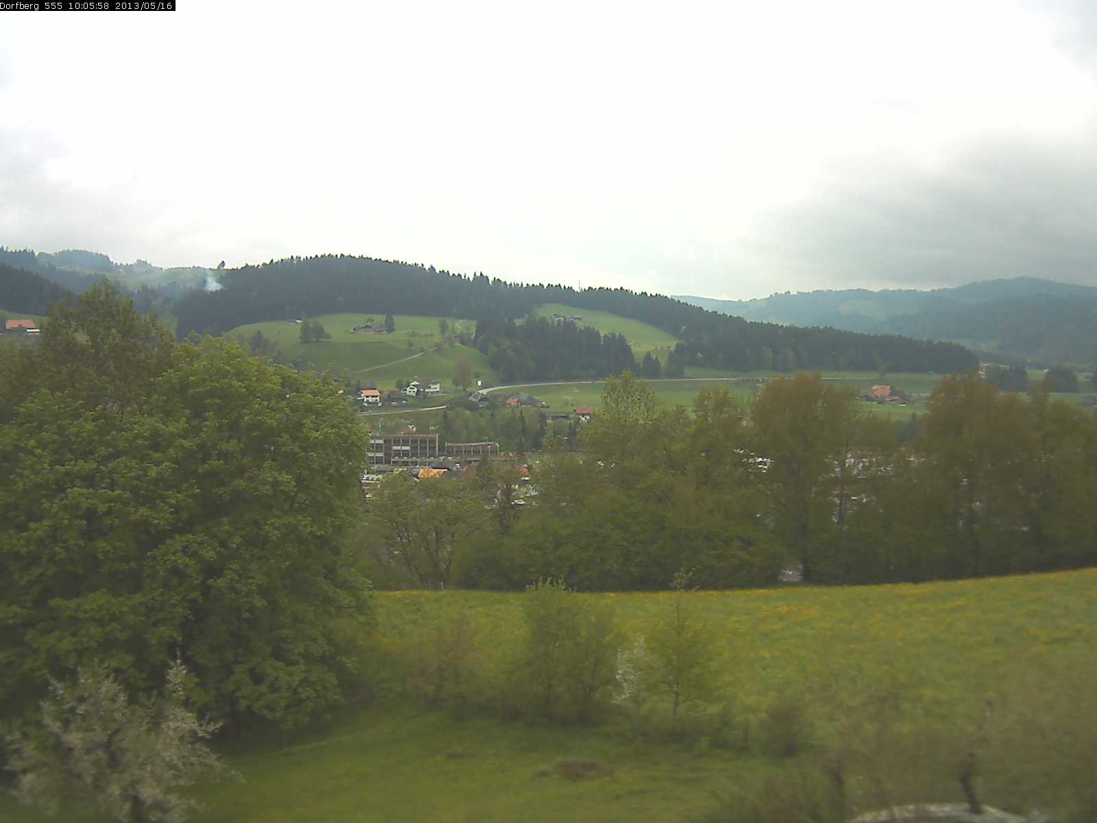 Webcam-Bild: Aussicht vom Dorfberg in Langnau 20130516-100600