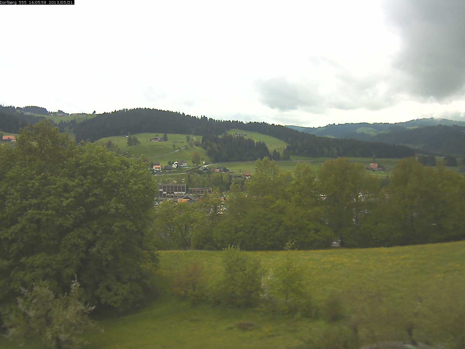 Webcam-Bild: Aussicht vom Dorfberg in Langnau 20130521-160600