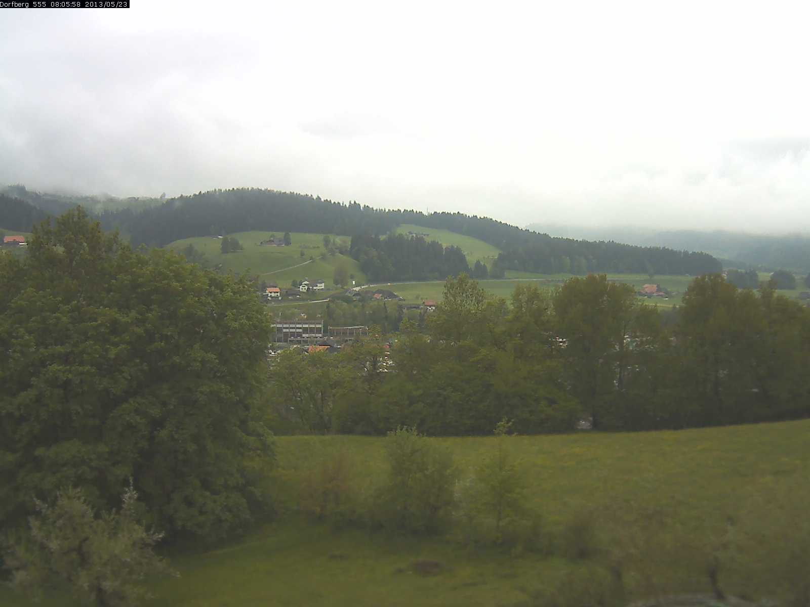 Webcam-Bild: Aussicht vom Dorfberg in Langnau 20130523-080600