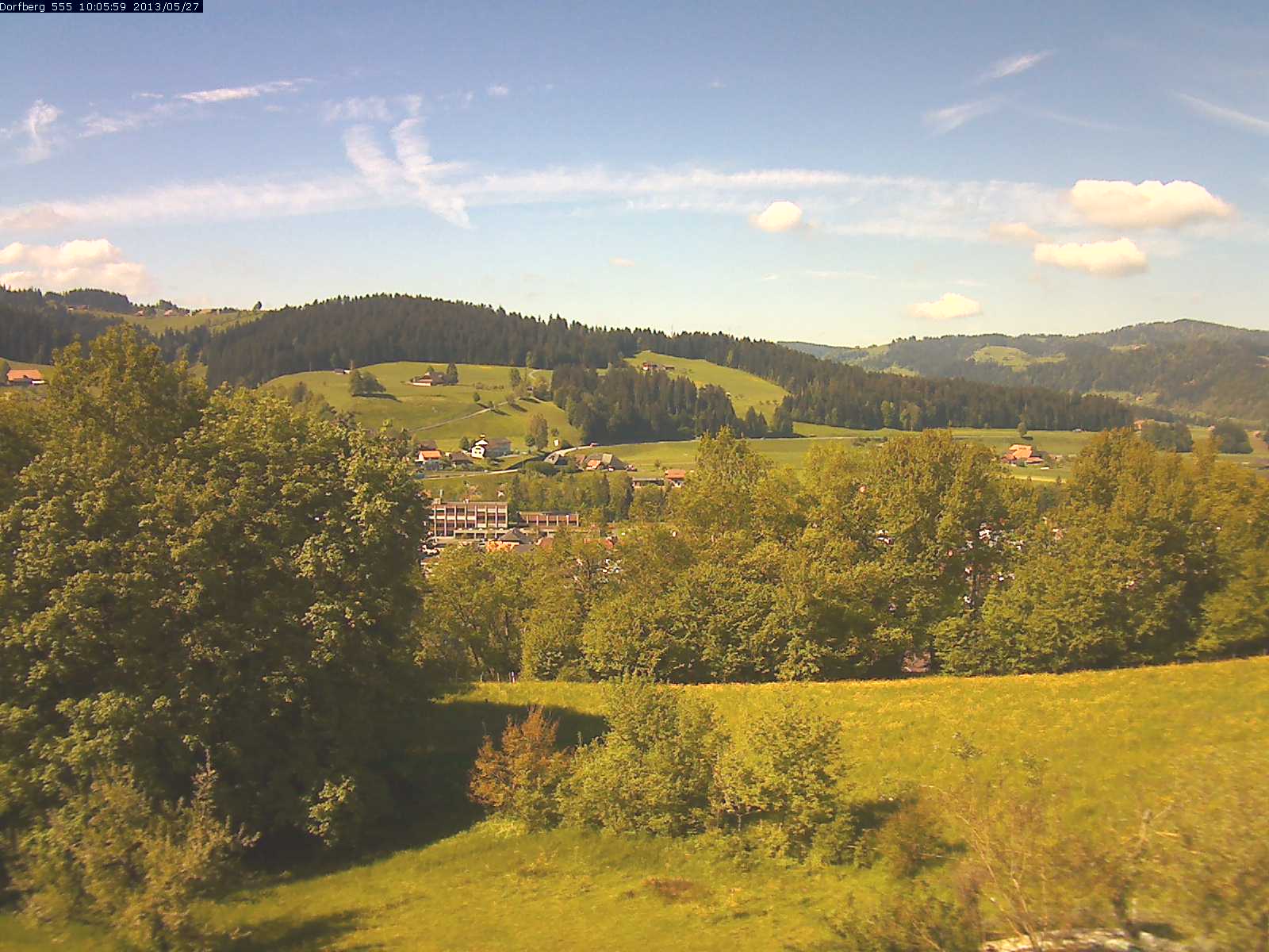 Webcam-Bild: Aussicht vom Dorfberg in Langnau 20130527-100600