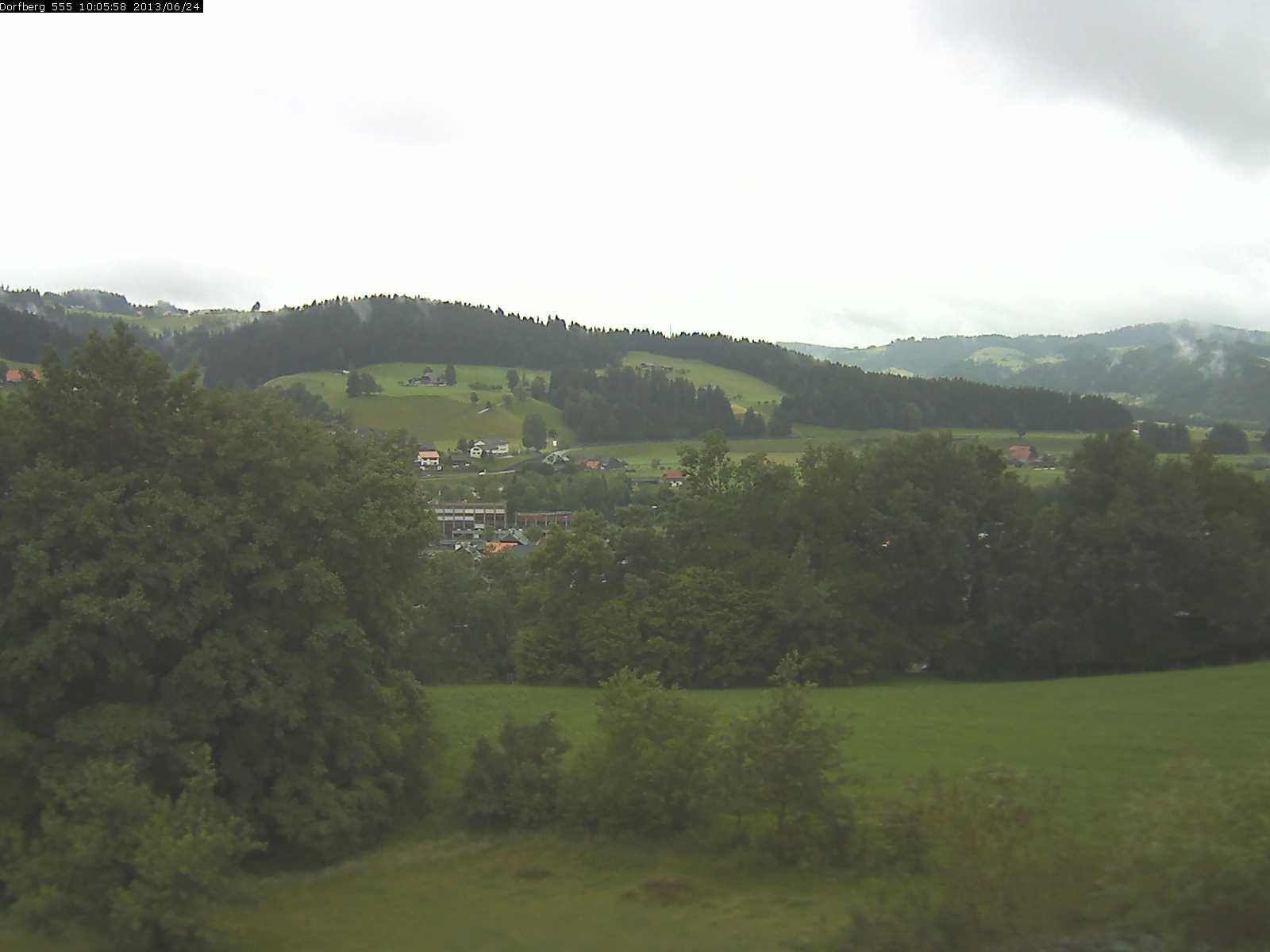 Webcam-Bild: Aussicht vom Dorfberg in Langnau 20130624-100600
