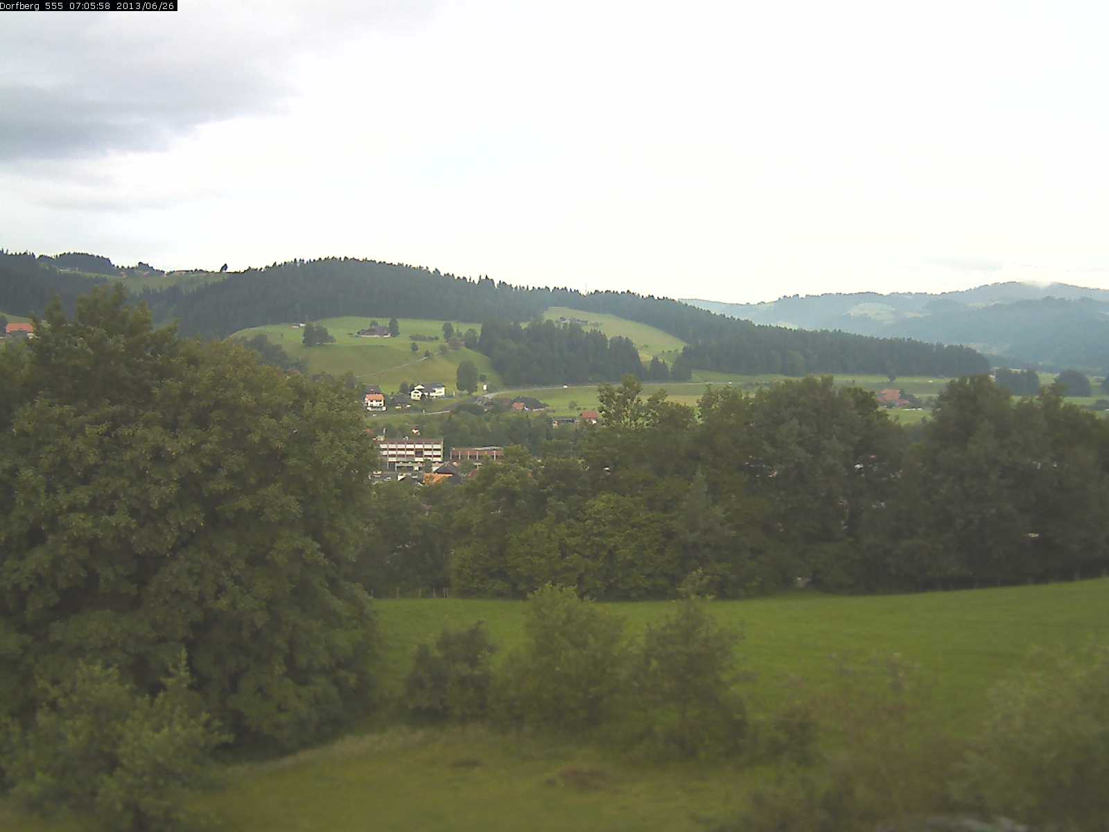 Webcam-Bild: Aussicht vom Dorfberg in Langnau 20130626-070600
