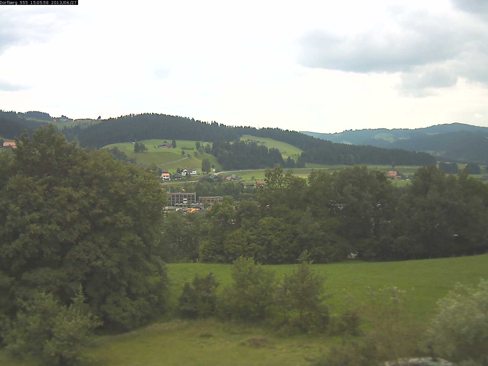 Webcam-Bild: Aussicht vom Dorfberg in Langnau 20130627-150600