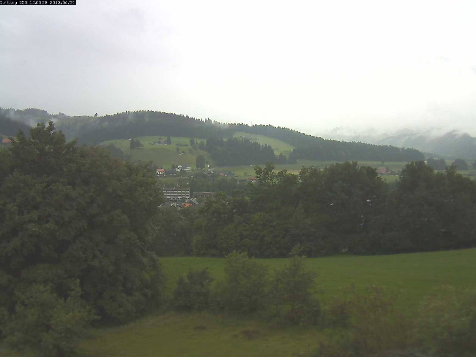 Webcam-Bild: Aussicht vom Dorfberg in Langnau 20130629-120600