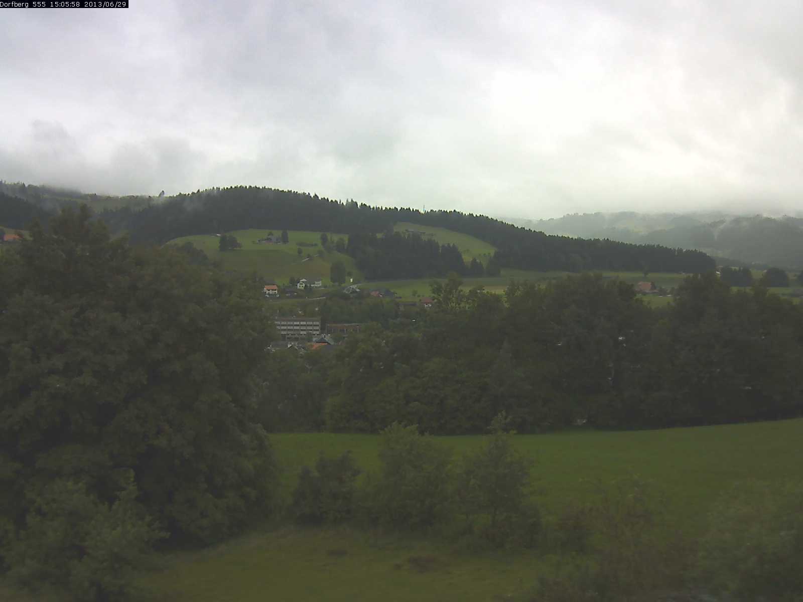 Webcam-Bild: Aussicht vom Dorfberg in Langnau 20130629-150600