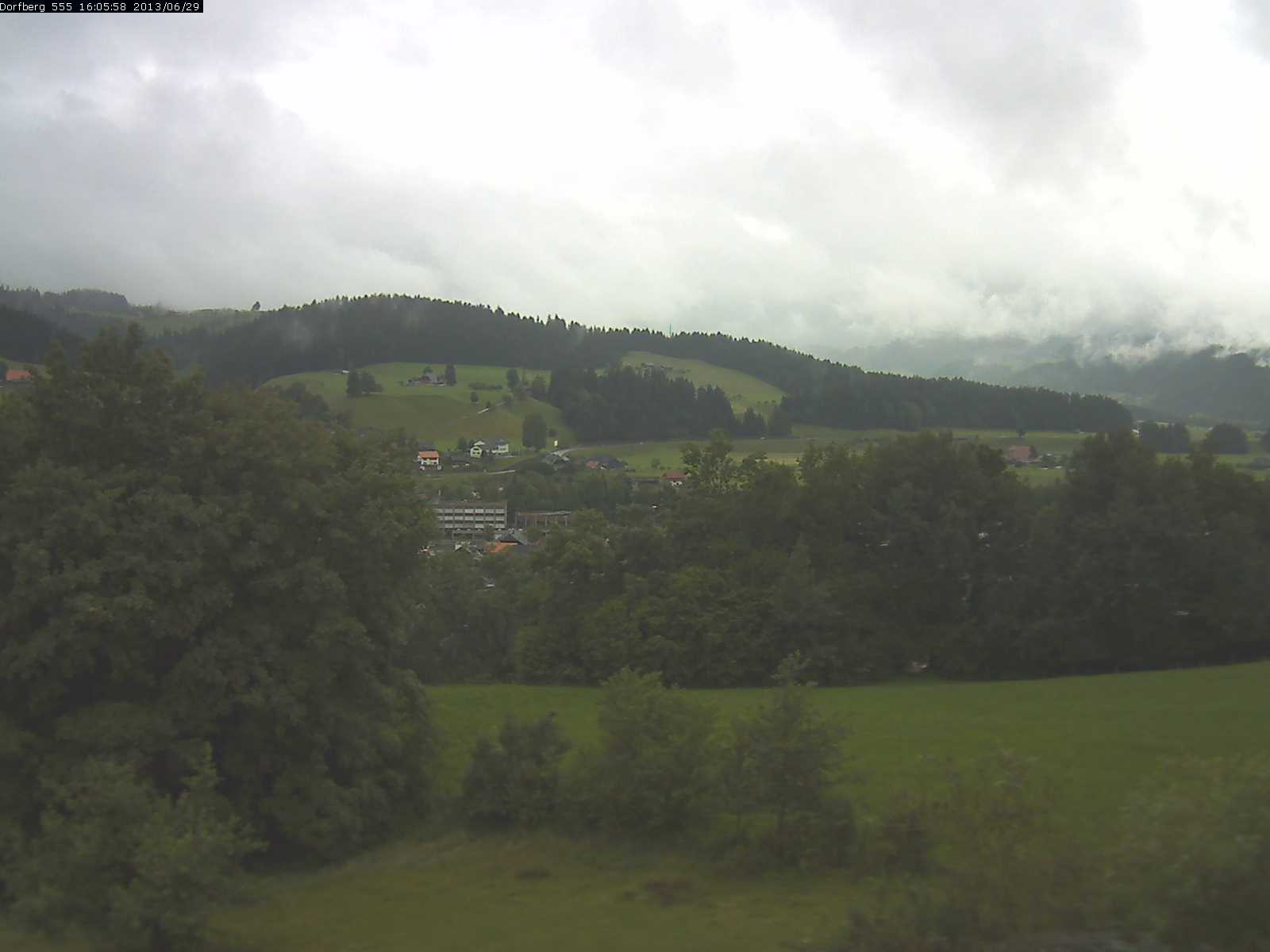 Webcam-Bild: Aussicht vom Dorfberg in Langnau 20130629-160600