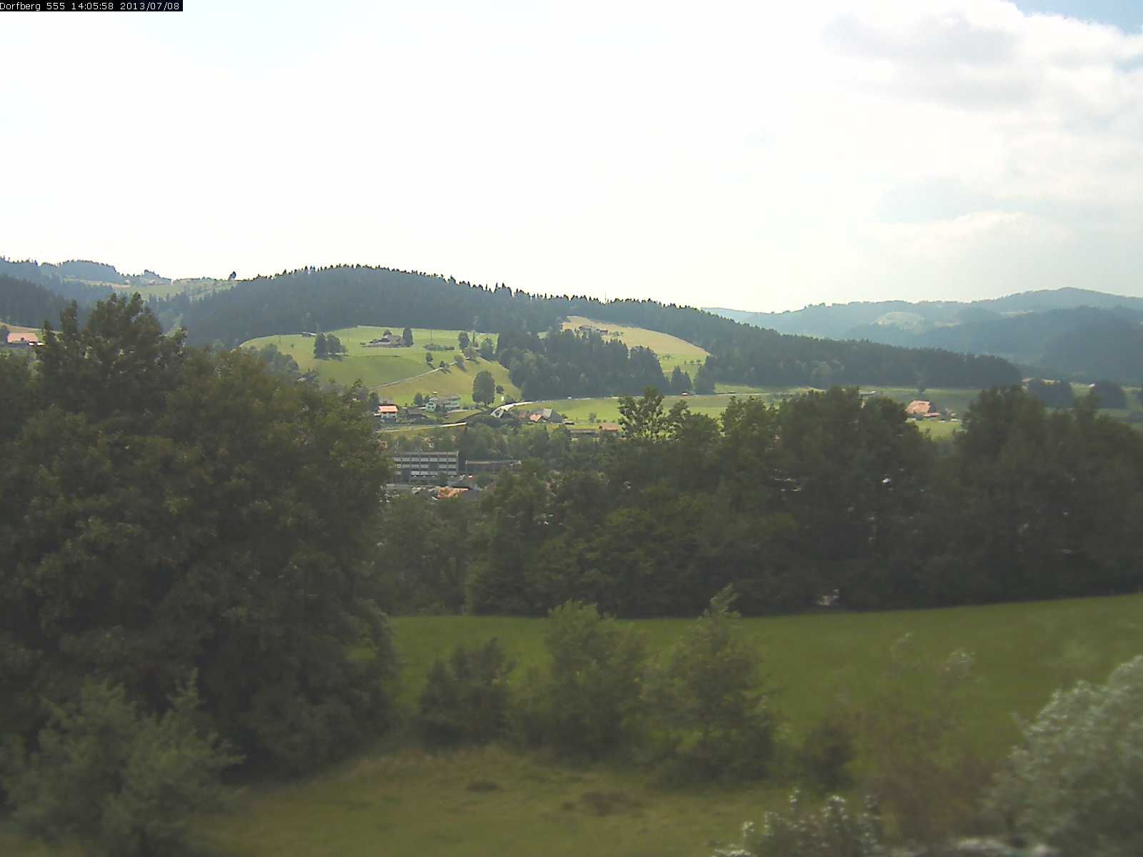 Webcam-Bild: Aussicht vom Dorfberg in Langnau 20130708-140600