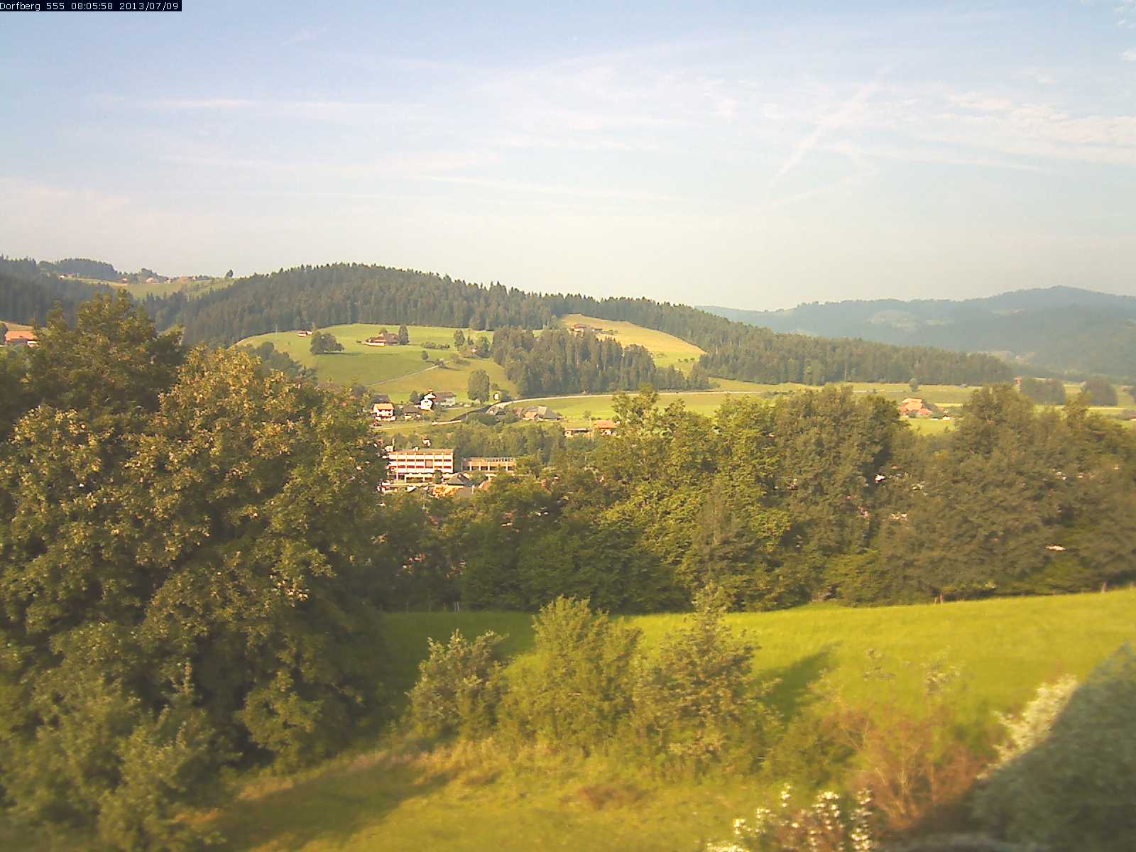 Webcam-Bild: Aussicht vom Dorfberg in Langnau 20130709-080600