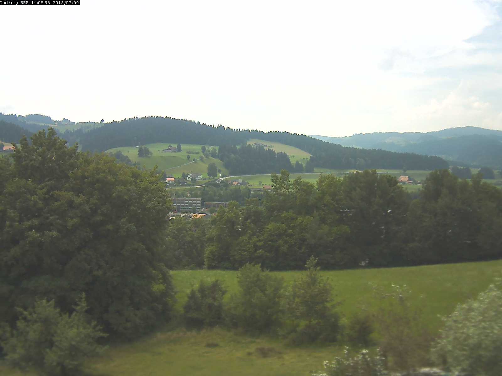 Webcam-Bild: Aussicht vom Dorfberg in Langnau 20130709-140600