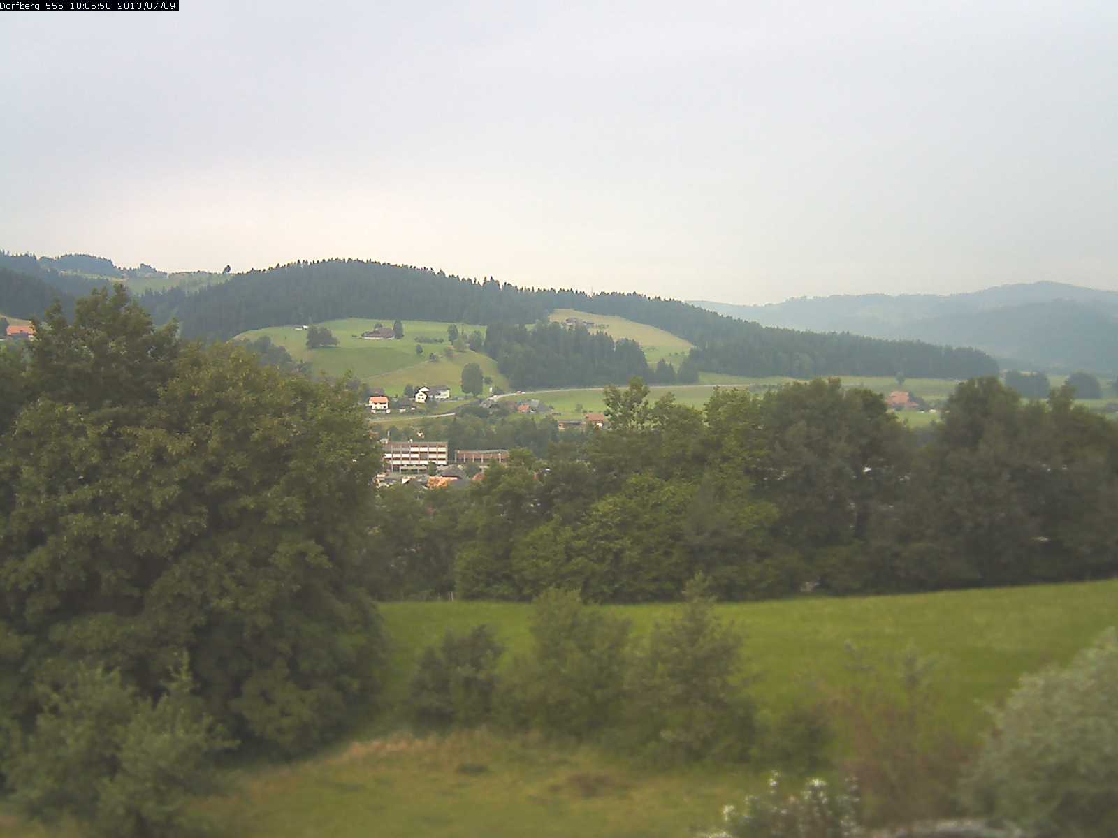 Webcam-Bild: Aussicht vom Dorfberg in Langnau 20130709-180600