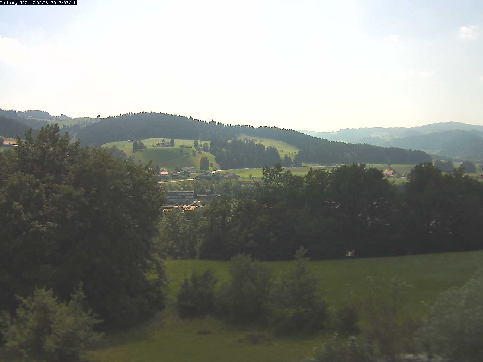 Webcam-Bild: Aussicht vom Dorfberg in Langnau 20130711-150600