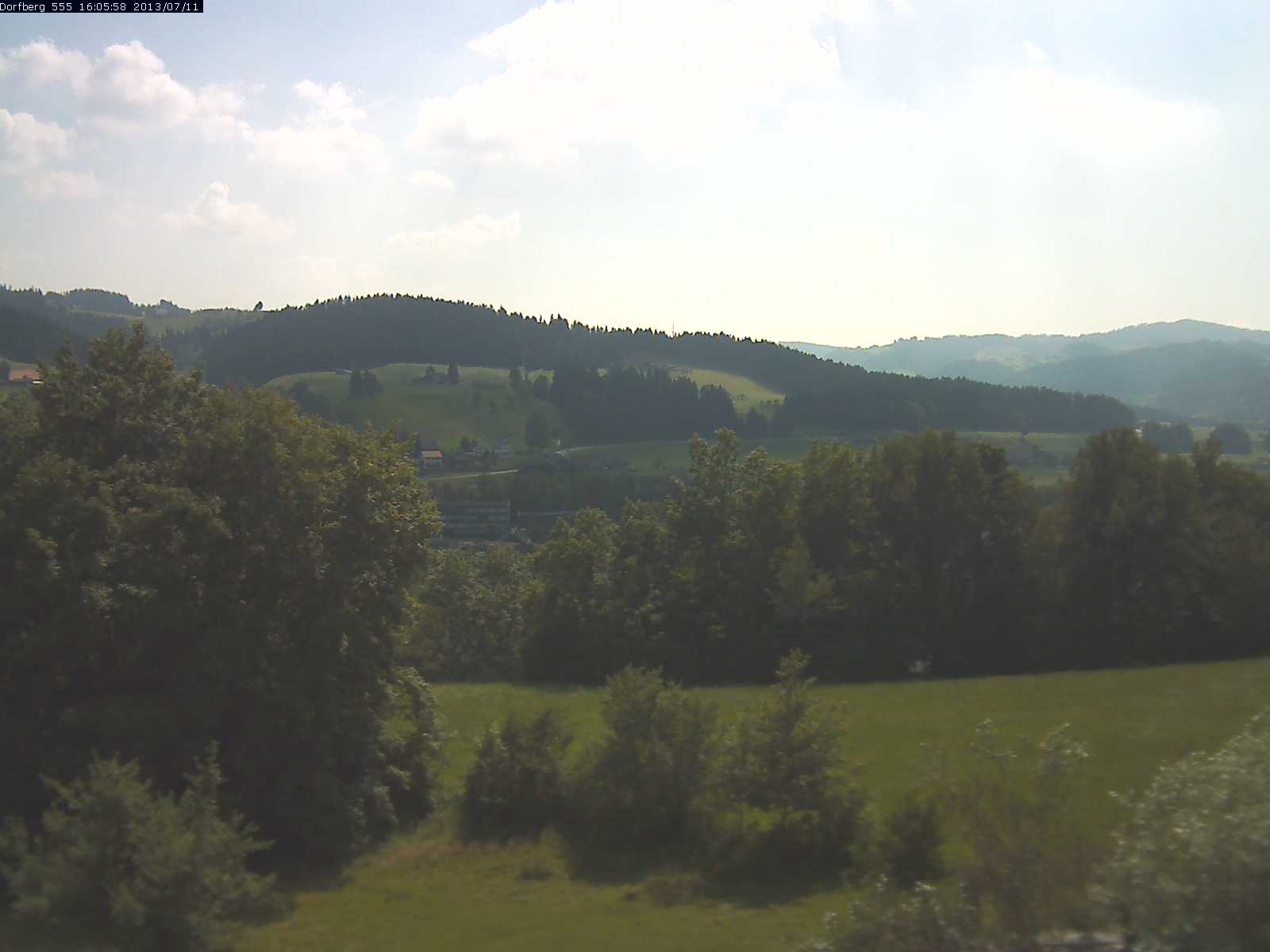 Webcam-Bild: Aussicht vom Dorfberg in Langnau 20130711-160600
