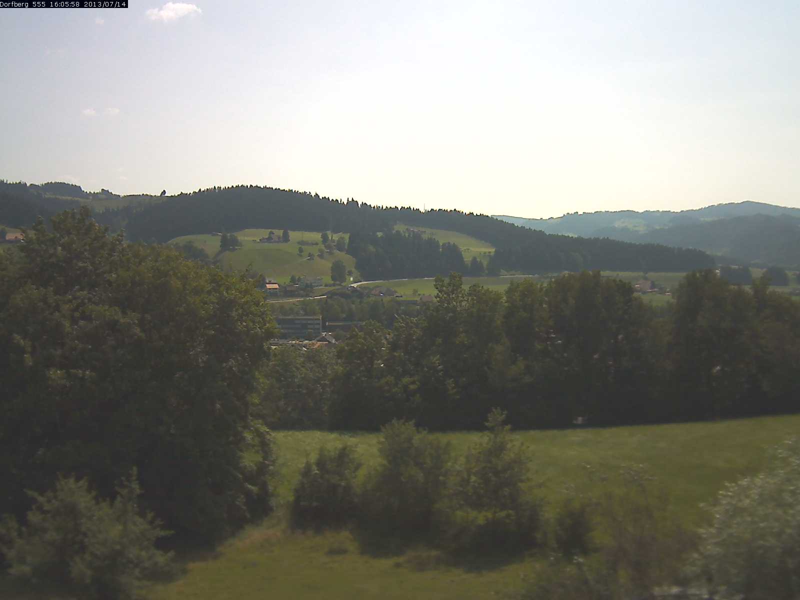 Webcam-Bild: Aussicht vom Dorfberg in Langnau 20130714-160600