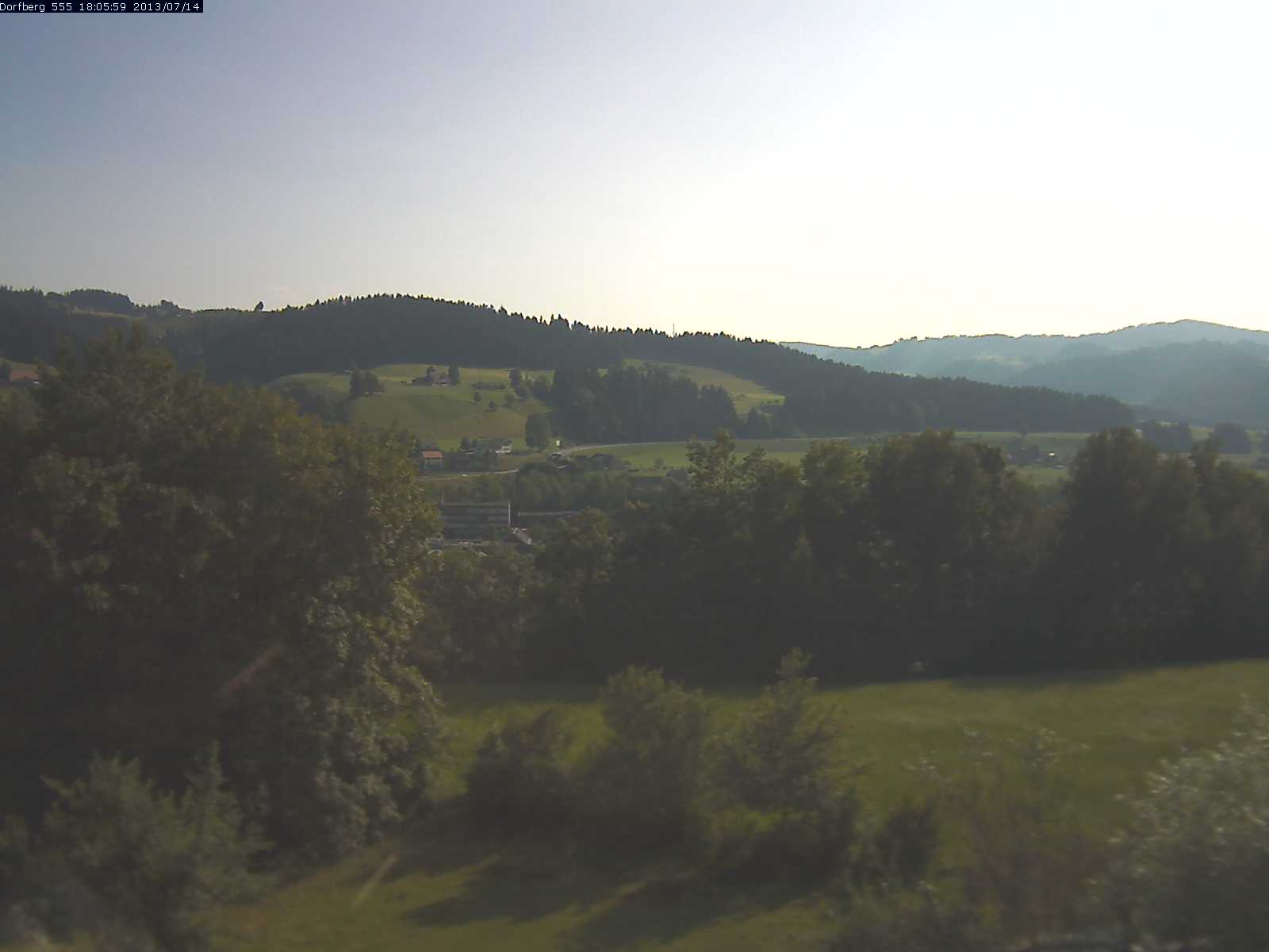 Webcam-Bild: Aussicht vom Dorfberg in Langnau 20130714-180600