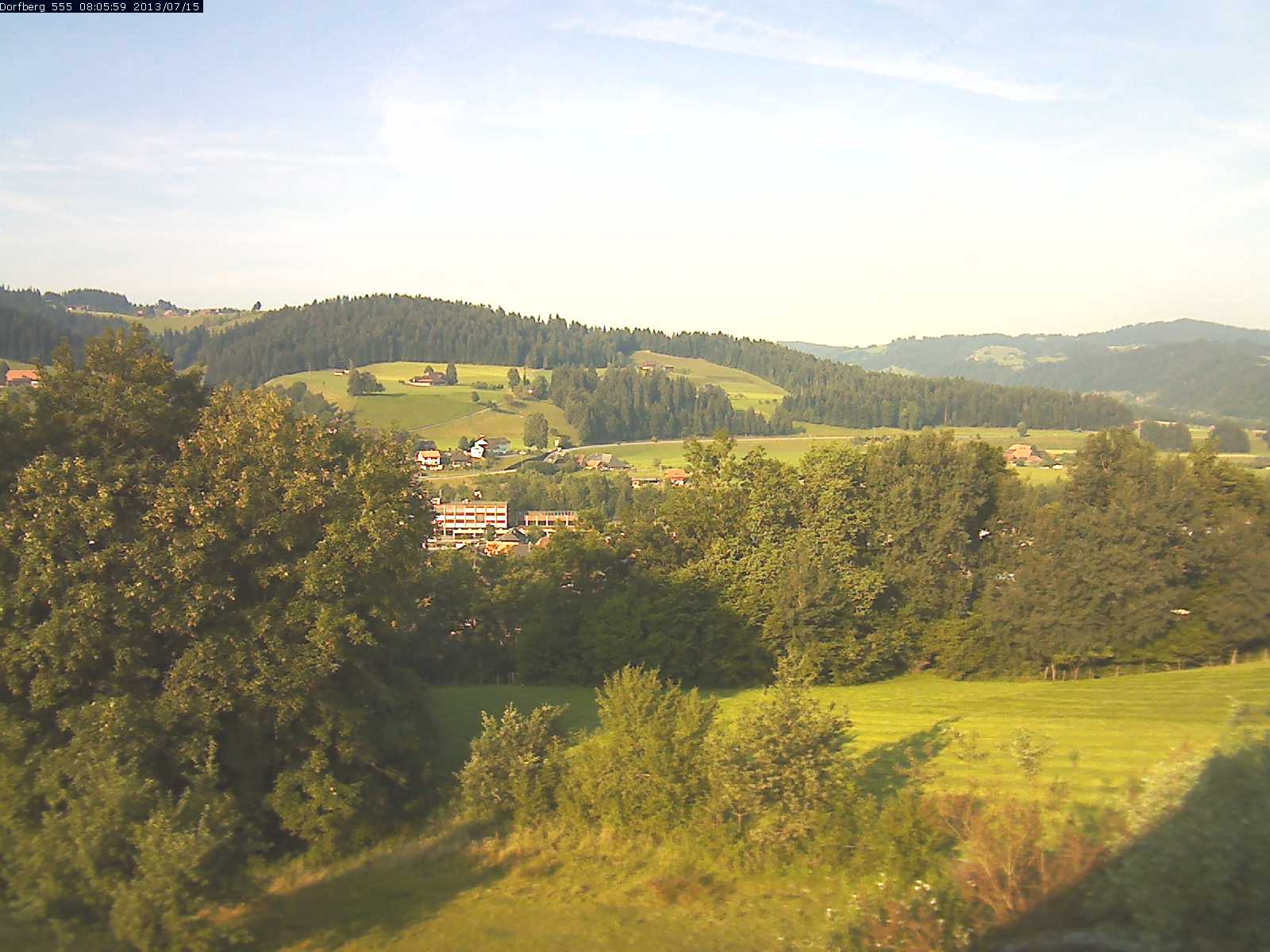 Webcam-Bild: Aussicht vom Dorfberg in Langnau 20130715-080600