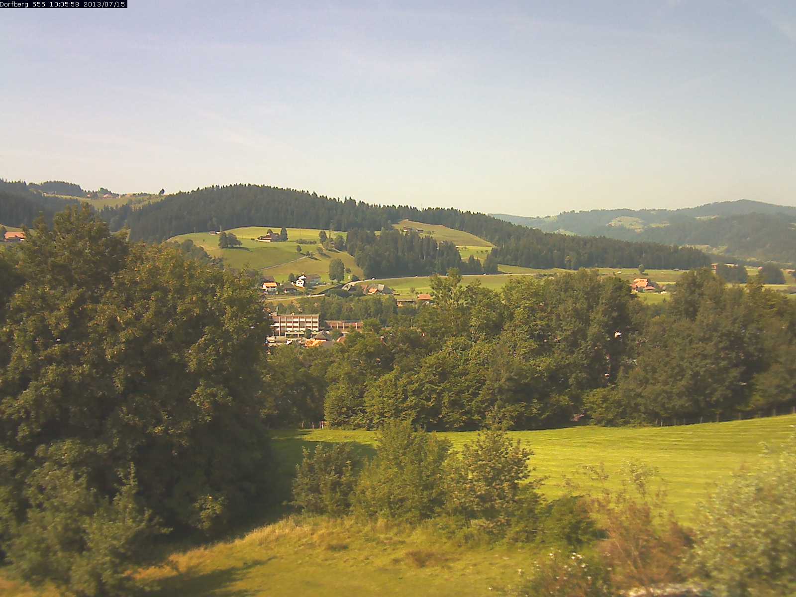Webcam-Bild: Aussicht vom Dorfberg in Langnau 20130715-100600