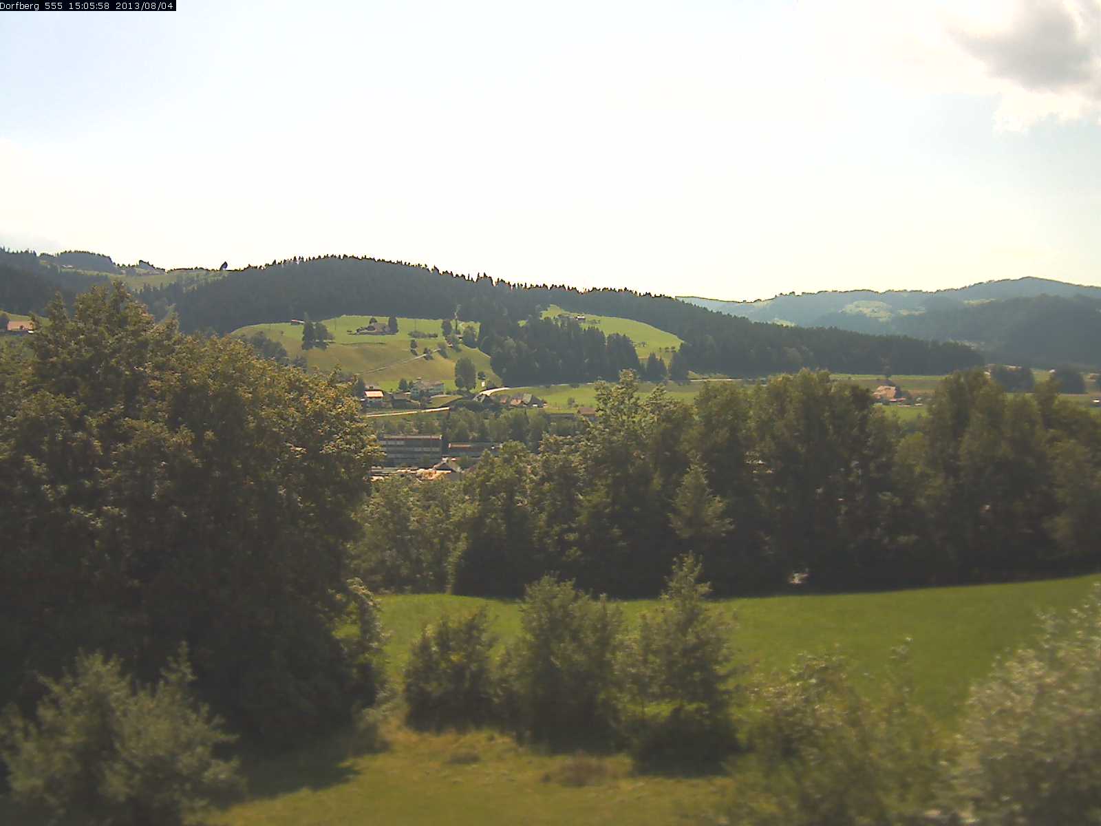 Webcam-Bild: Aussicht vom Dorfberg in Langnau 20130804-150600