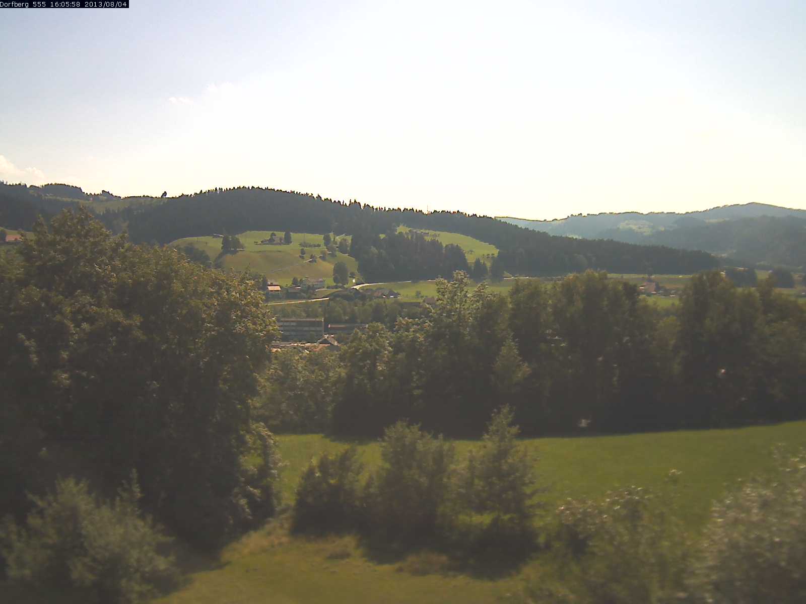 Webcam-Bild: Aussicht vom Dorfberg in Langnau 20130804-160600