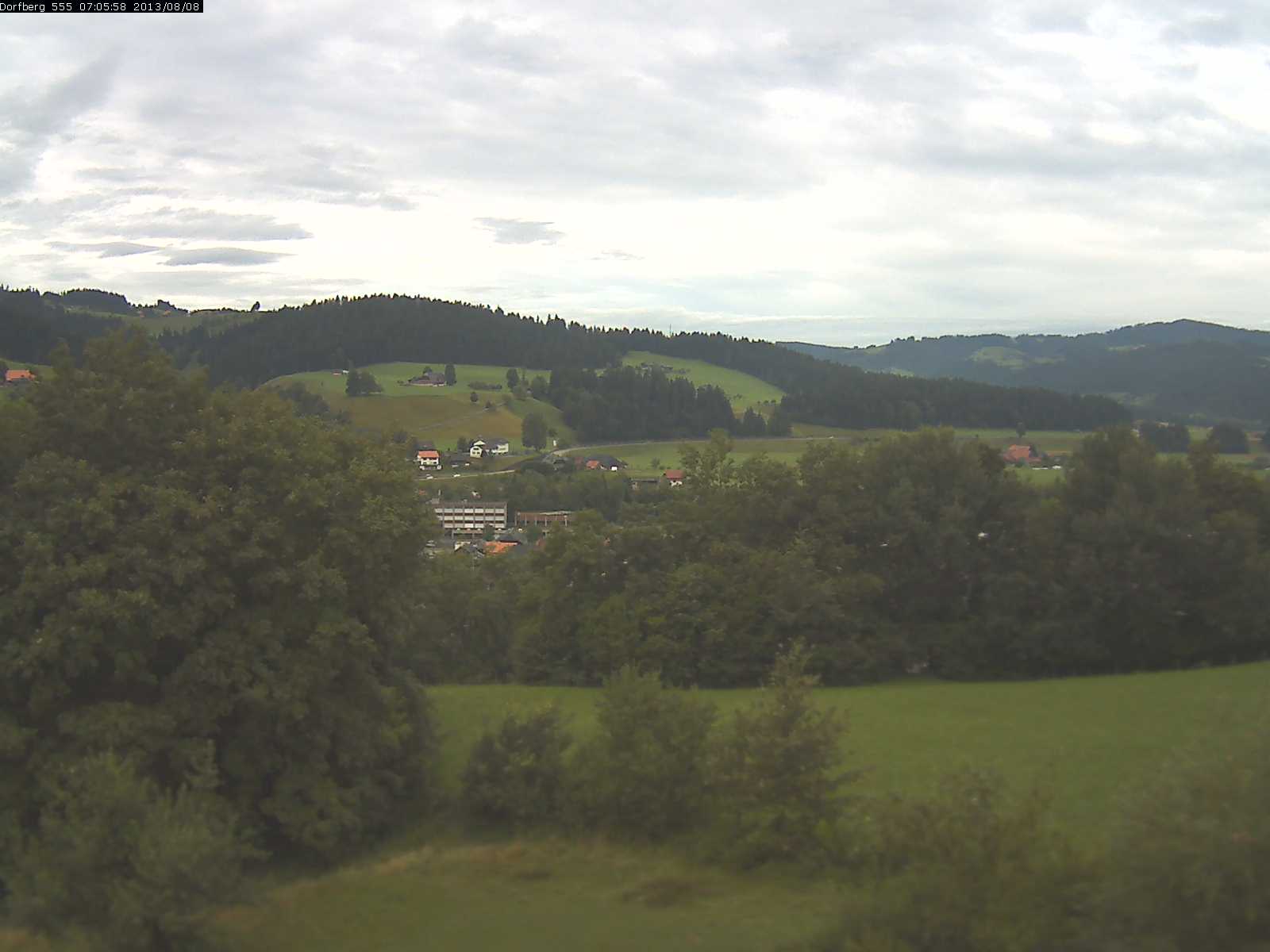 Webcam-Bild: Aussicht vom Dorfberg in Langnau 20130808-070600