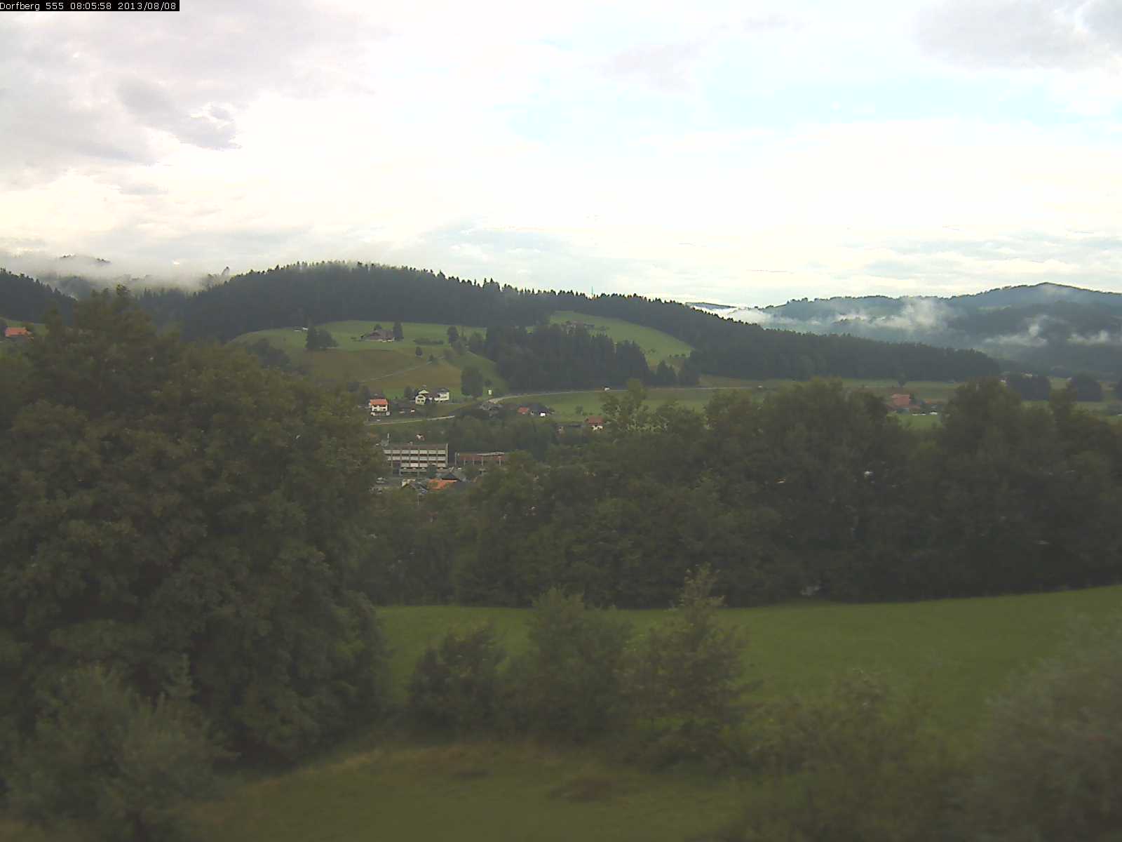 Webcam-Bild: Aussicht vom Dorfberg in Langnau 20130808-080600
