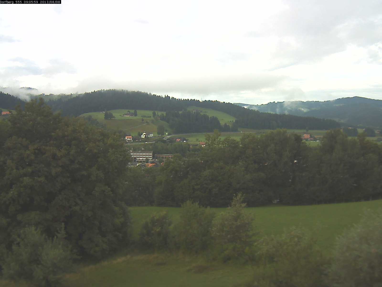 Webcam-Bild: Aussicht vom Dorfberg in Langnau 20130808-090600