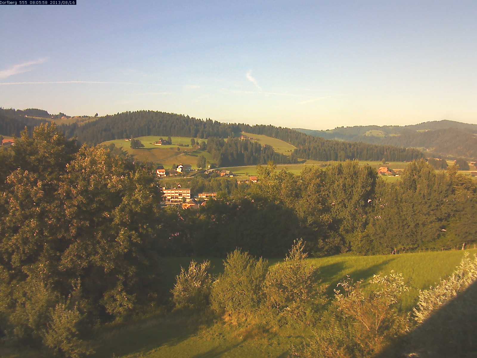 Webcam-Bild: Aussicht vom Dorfberg in Langnau 20130816-080600