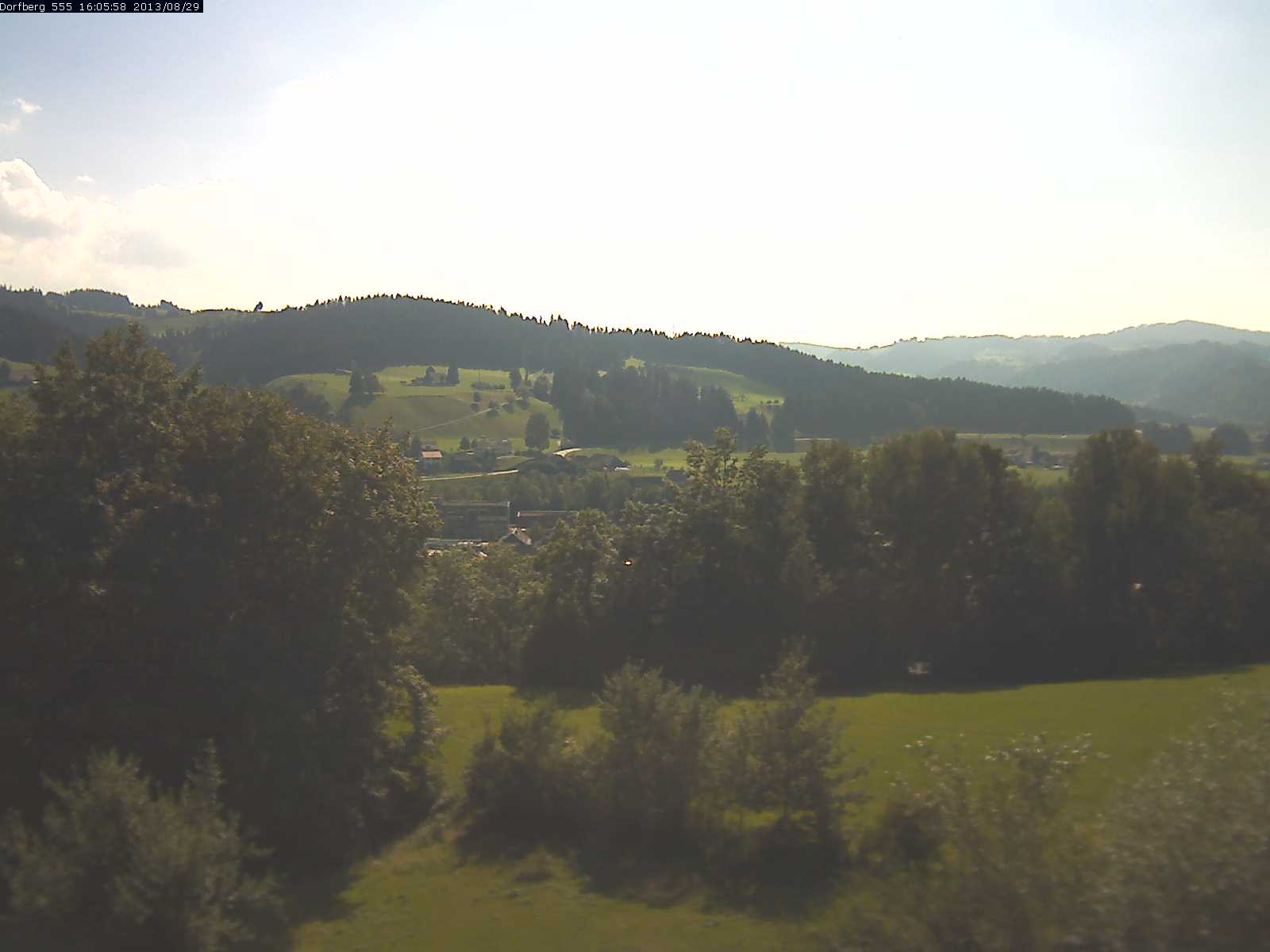Webcam-Bild: Aussicht vom Dorfberg in Langnau 20130829-160600