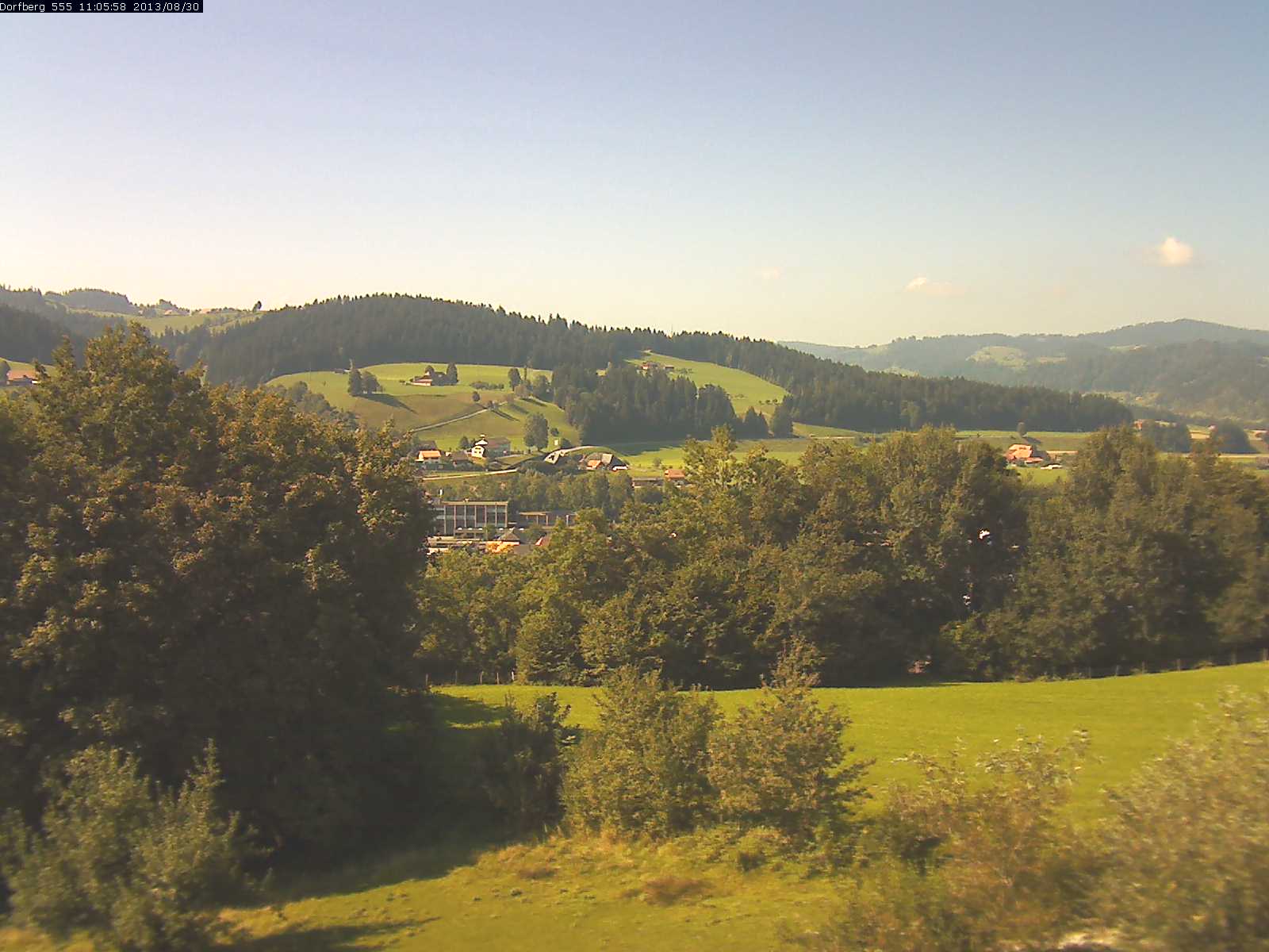 Webcam-Bild: Aussicht vom Dorfberg in Langnau 20130830-110600