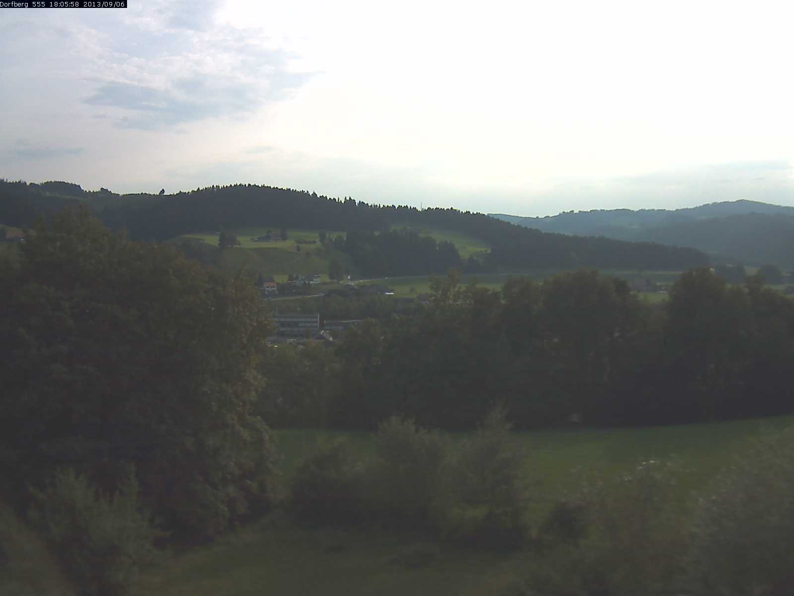 Webcam-Bild: Aussicht vom Dorfberg in Langnau 20130906-180600