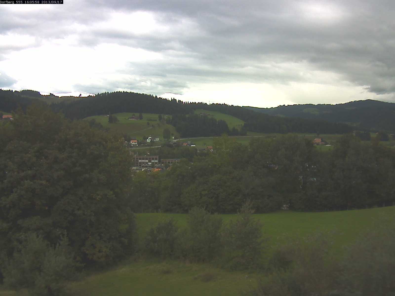 Webcam-Bild: Aussicht vom Dorfberg in Langnau 20130917-160600