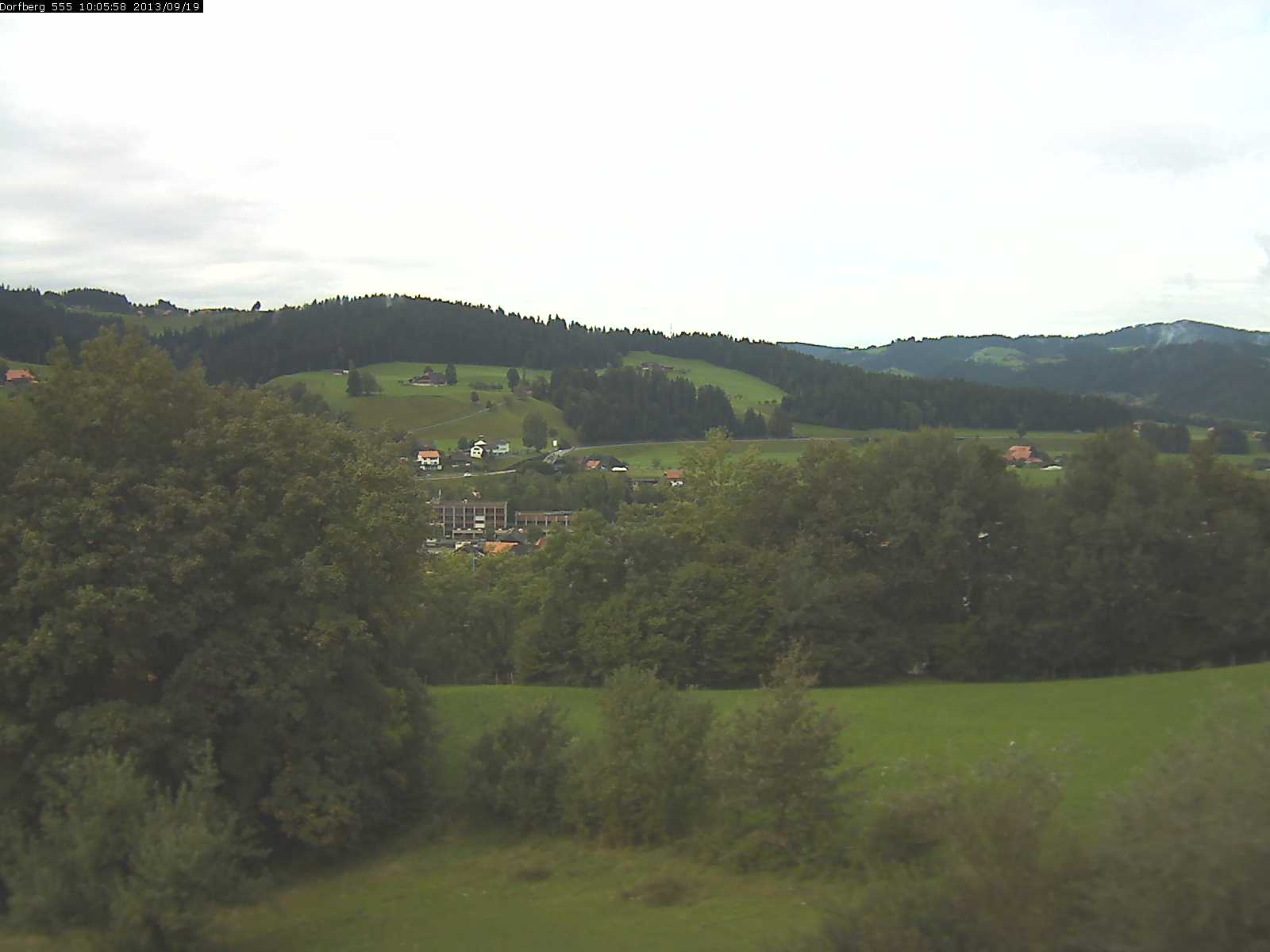Webcam-Bild: Aussicht vom Dorfberg in Langnau 20130919-100600
