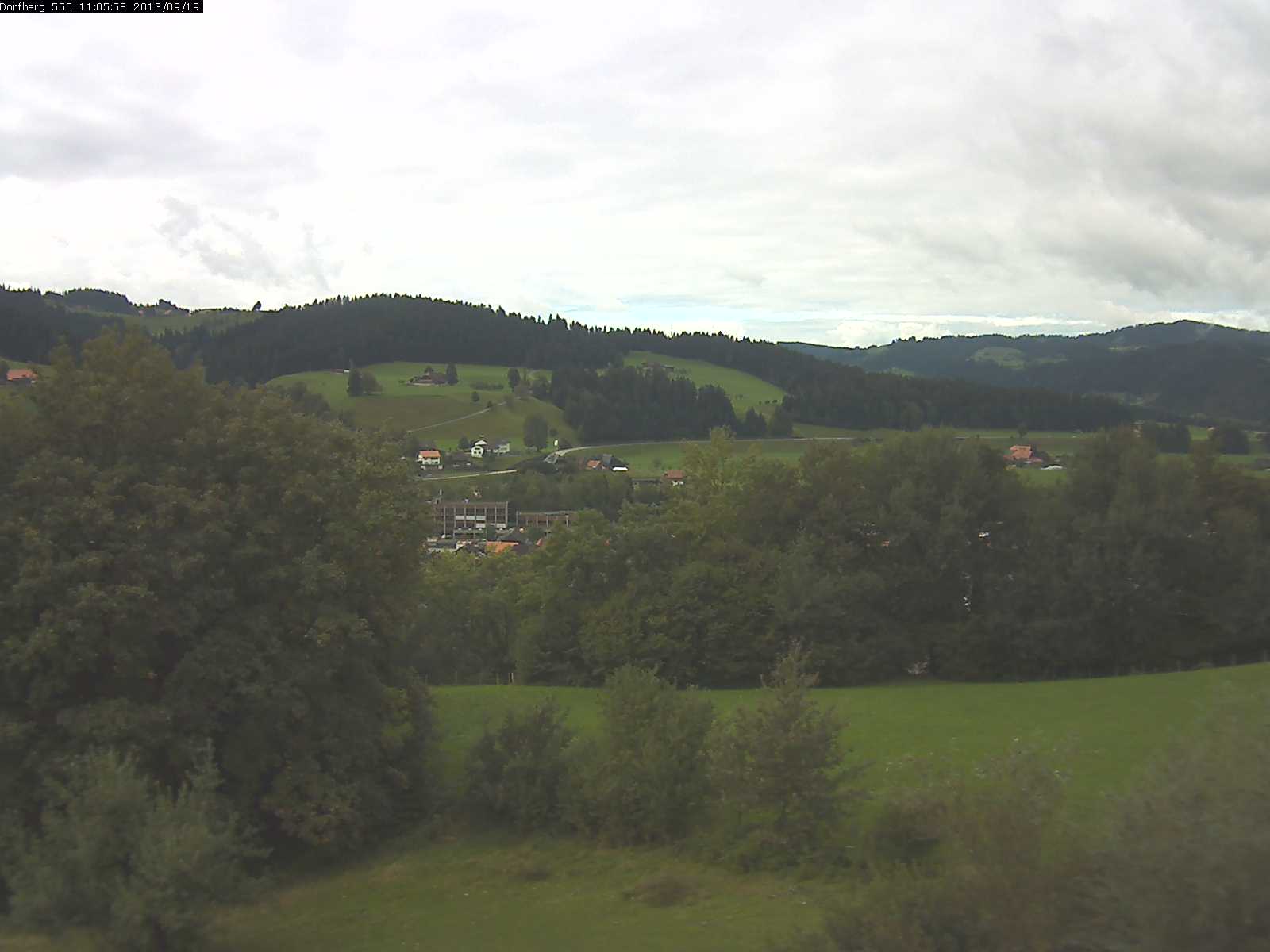 Webcam-Bild: Aussicht vom Dorfberg in Langnau 20130919-110600