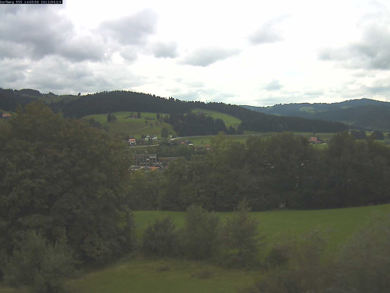 Webcam-Bild: Aussicht vom Dorfberg in Langnau 20130919-140600