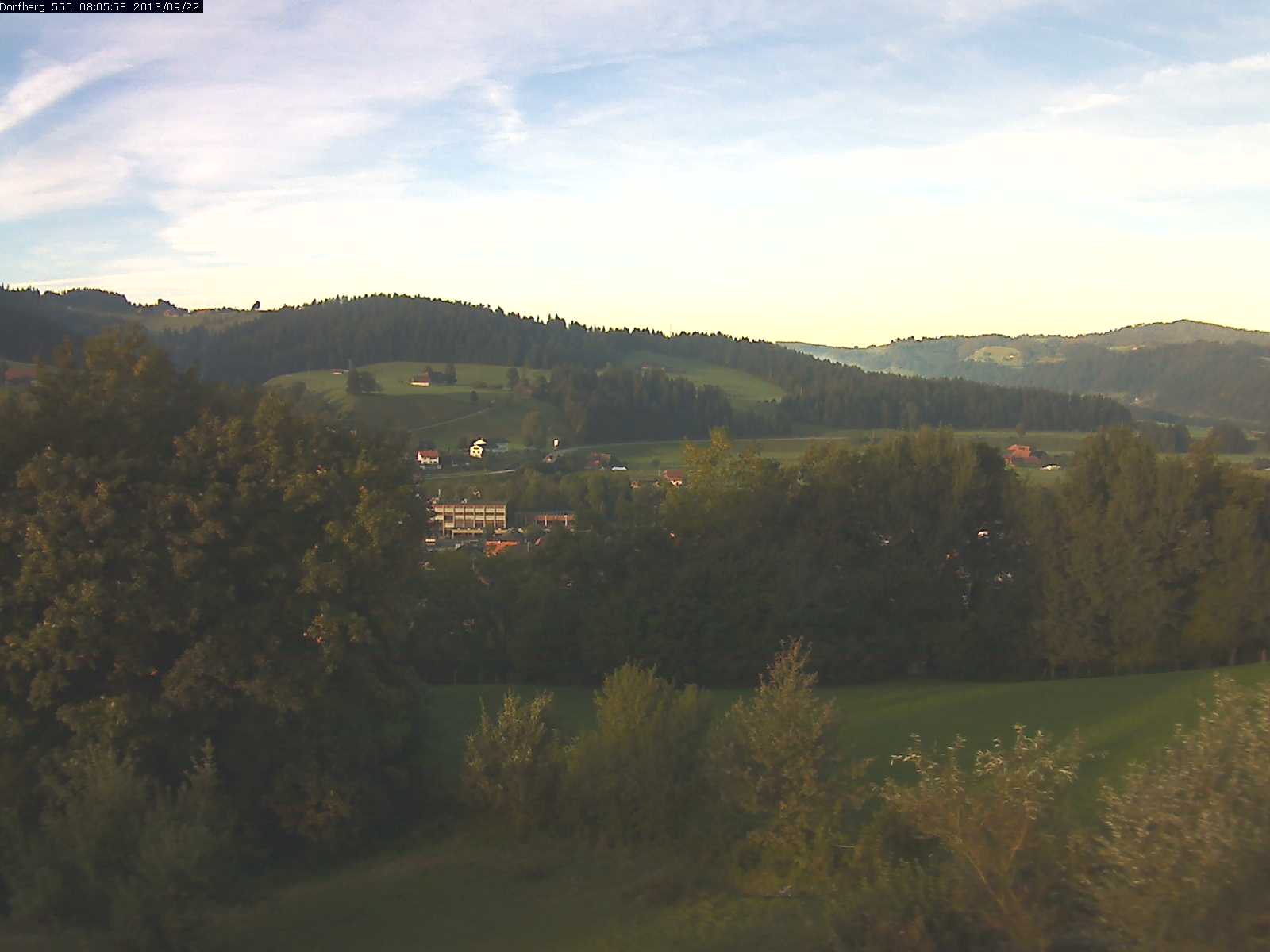 Webcam-Bild: Aussicht vom Dorfberg in Langnau 20130922-080600