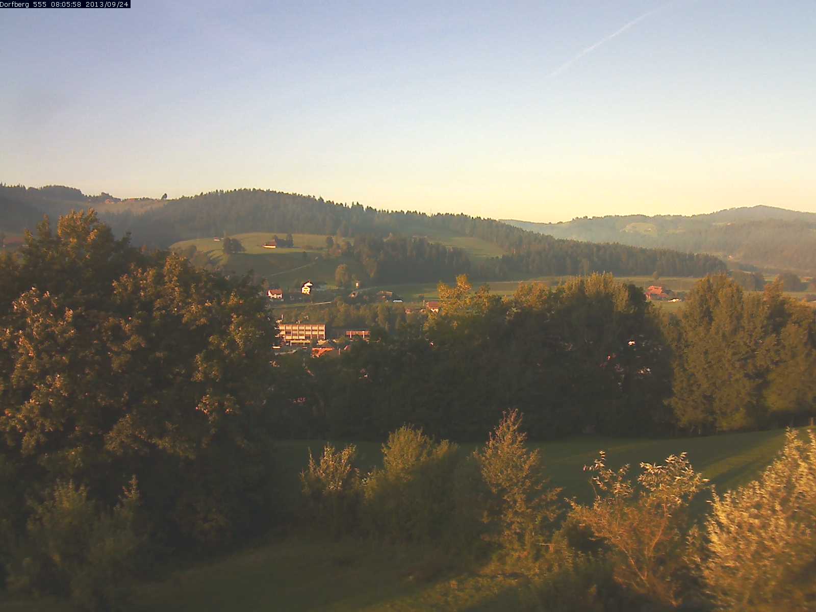 Webcam-Bild: Aussicht vom Dorfberg in Langnau 20130924-080600