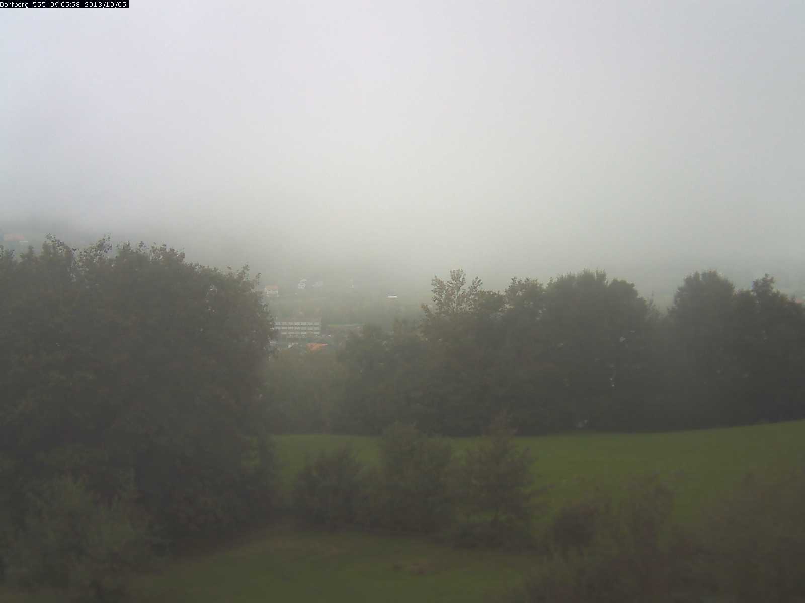 Webcam-Bild: Aussicht vom Dorfberg in Langnau 20131005-090600
