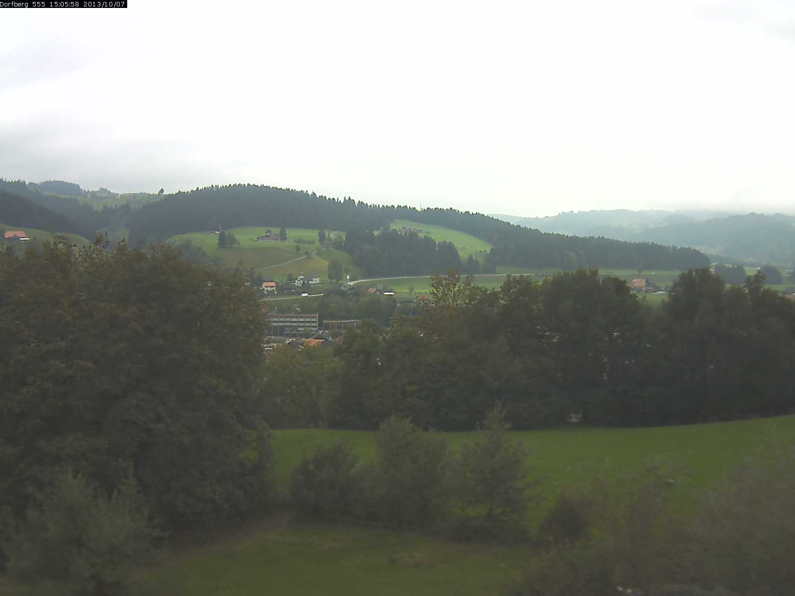 Webcam-Bild: Aussicht vom Dorfberg in Langnau 20131007-150600
