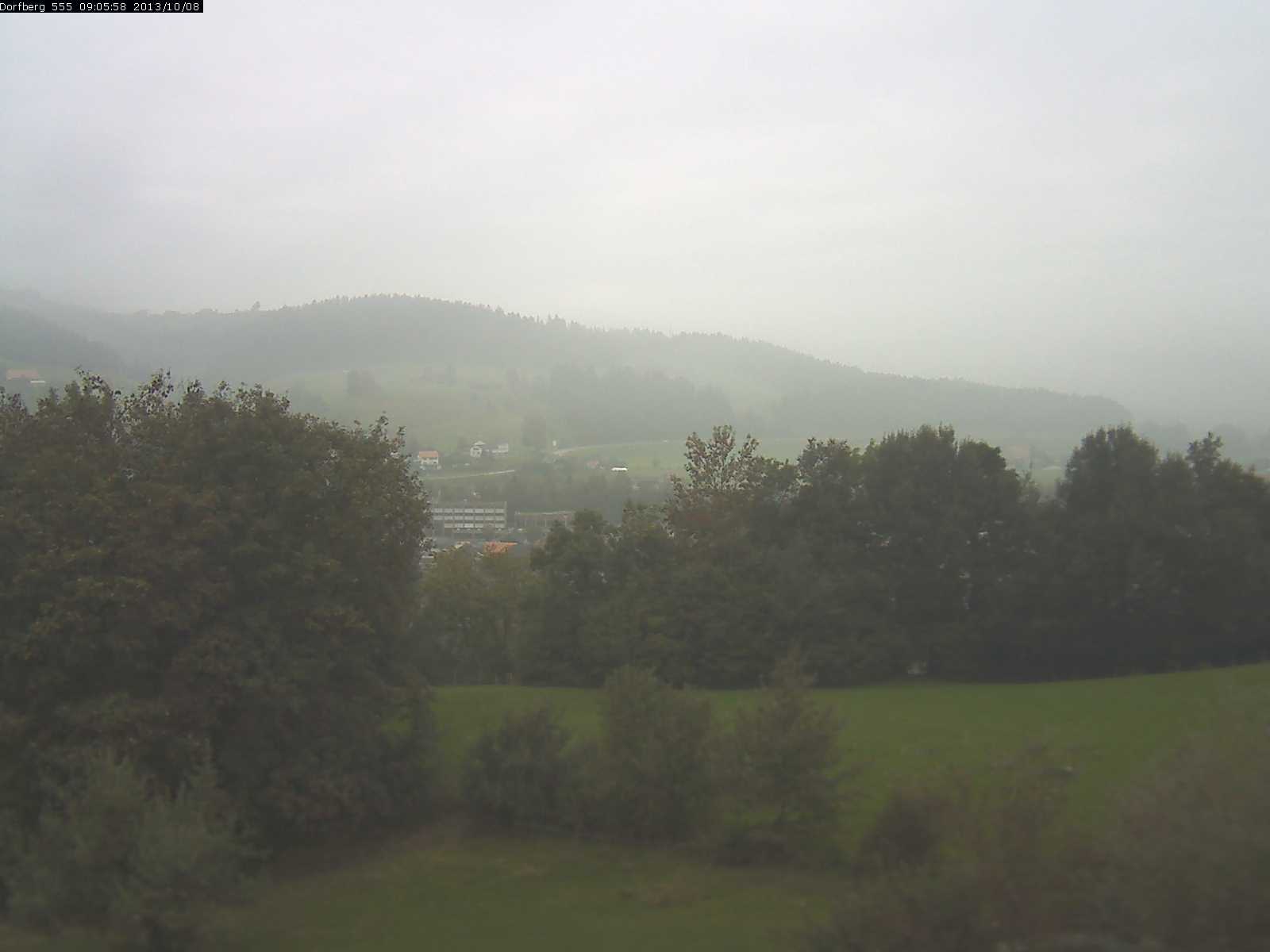 Webcam-Bild: Aussicht vom Dorfberg in Langnau 20131008-090600