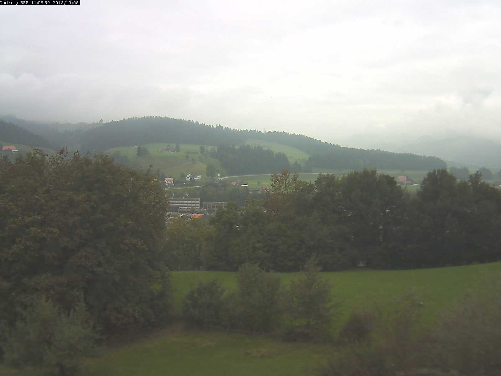 Webcam-Bild: Aussicht vom Dorfberg in Langnau 20131008-110600
