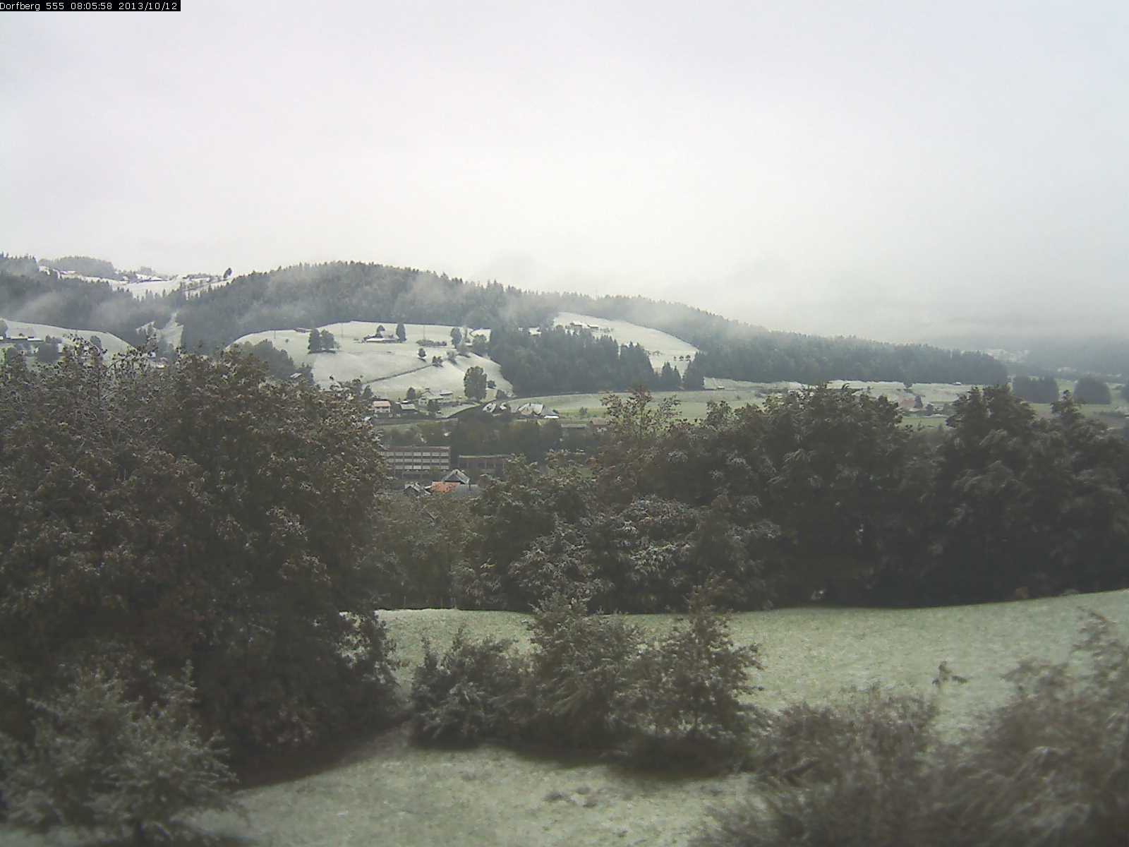 Webcam-Bild: Aussicht vom Dorfberg in Langnau 20131012-080600