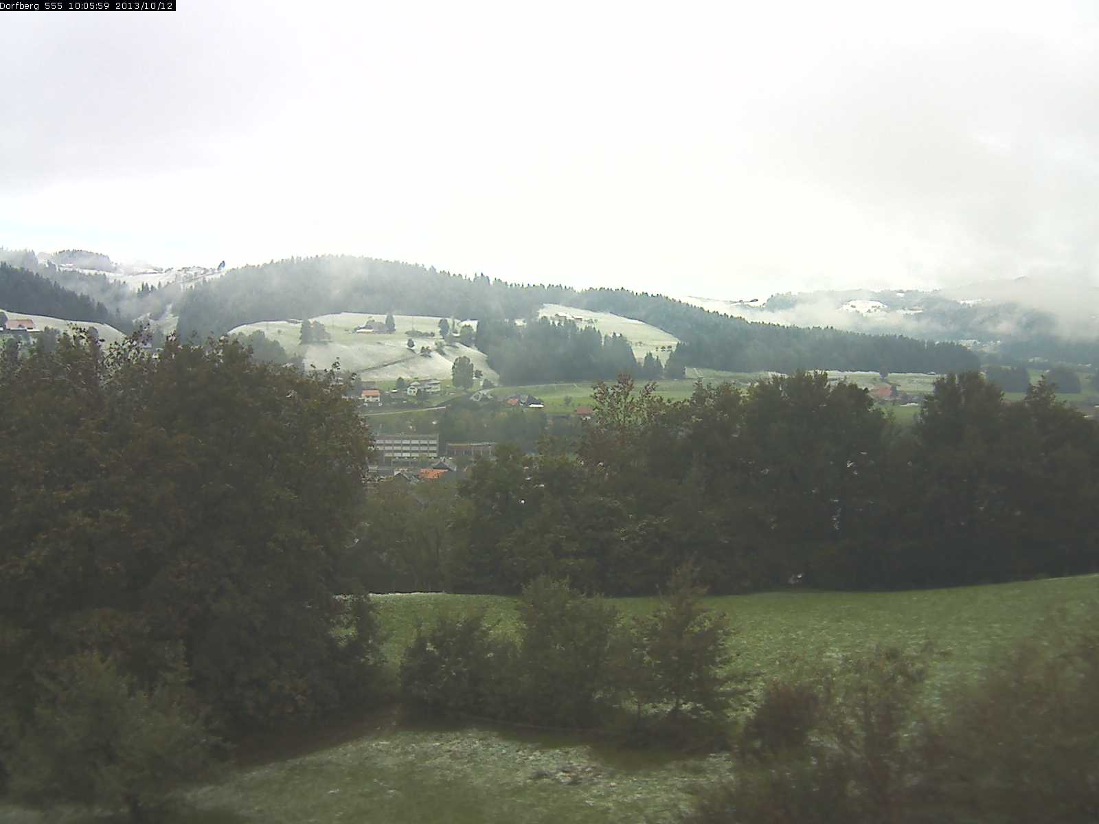 Webcam-Bild: Aussicht vom Dorfberg in Langnau 20131012-100600