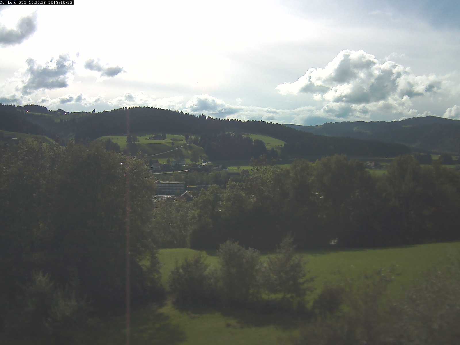 Webcam-Bild: Aussicht vom Dorfberg in Langnau 20131012-150600