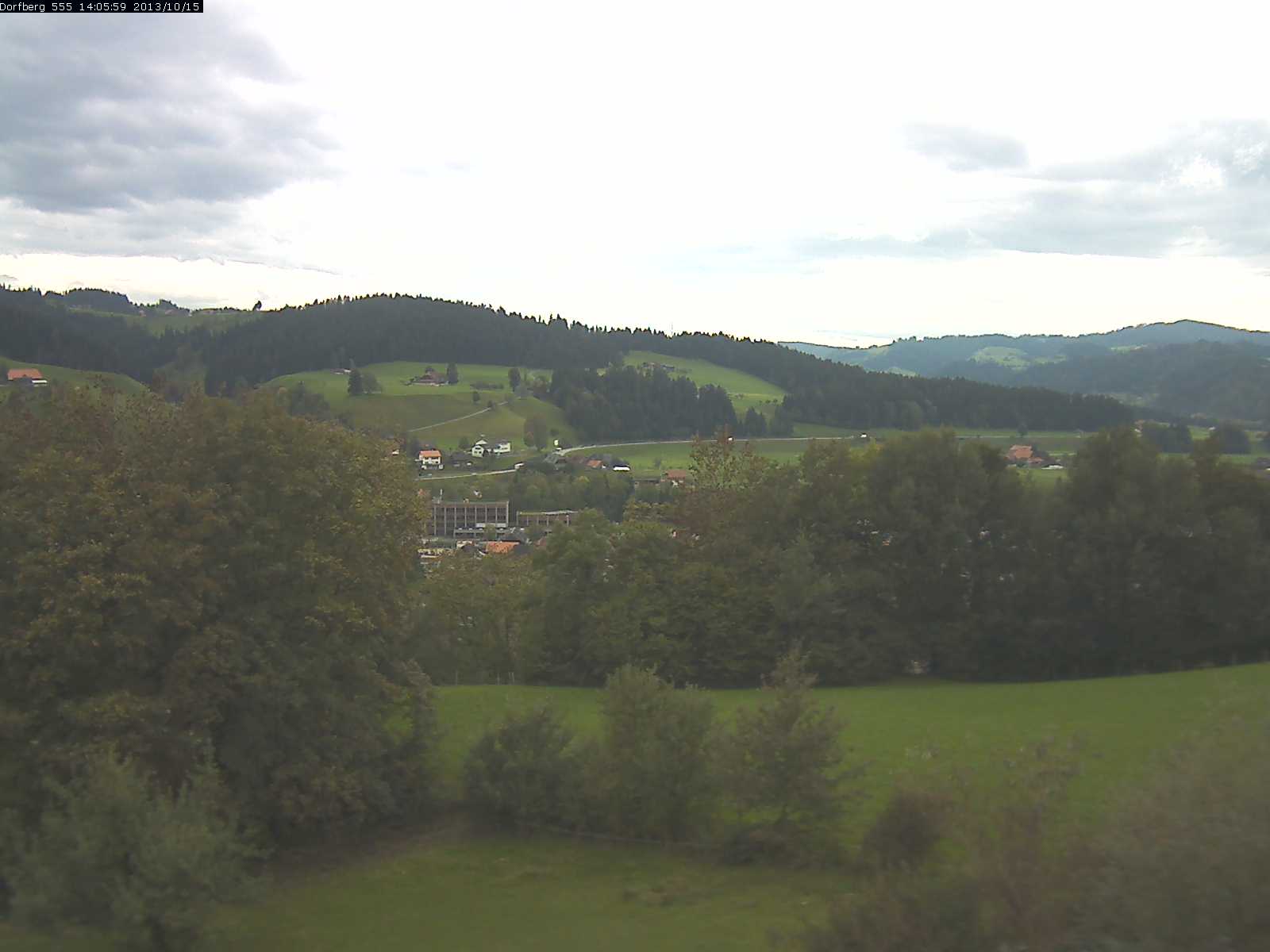 Webcam-Bild: Aussicht vom Dorfberg in Langnau 20131015-140600