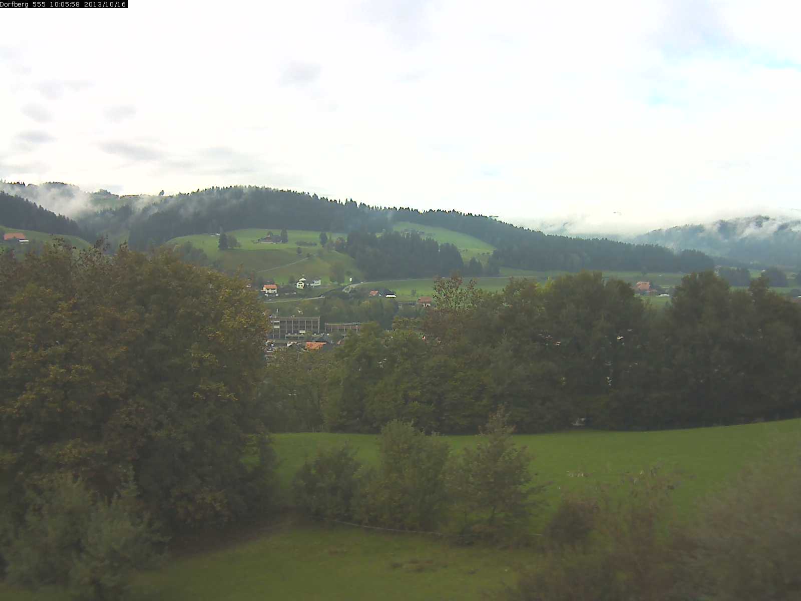 Webcam-Bild: Aussicht vom Dorfberg in Langnau 20131016-100600
