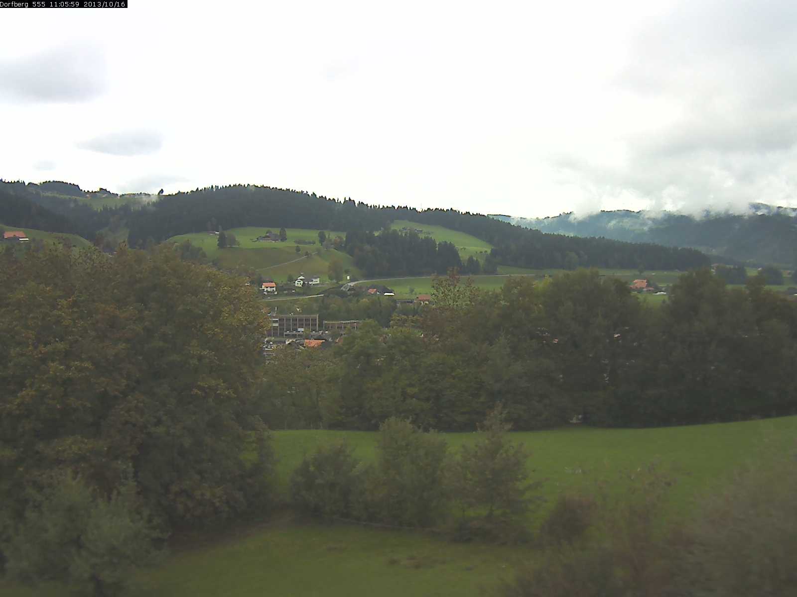Webcam-Bild: Aussicht vom Dorfberg in Langnau 20131016-110600
