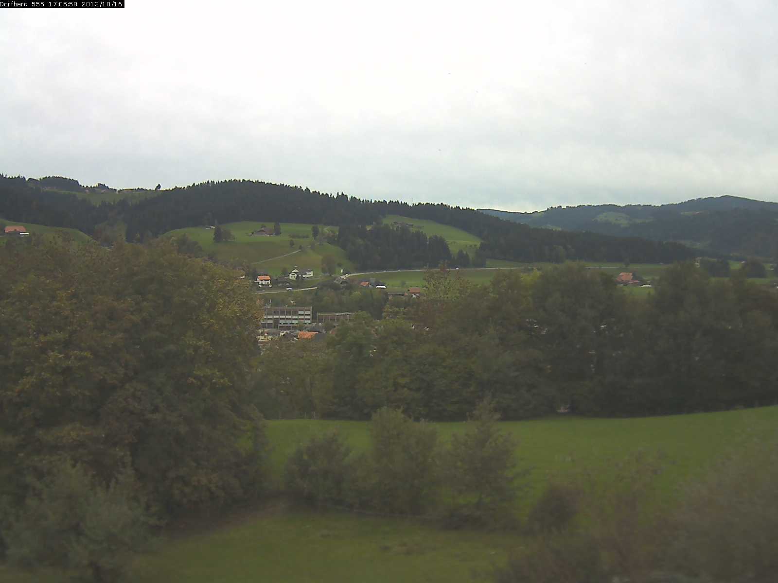 Webcam-Bild: Aussicht vom Dorfberg in Langnau 20131016-170600