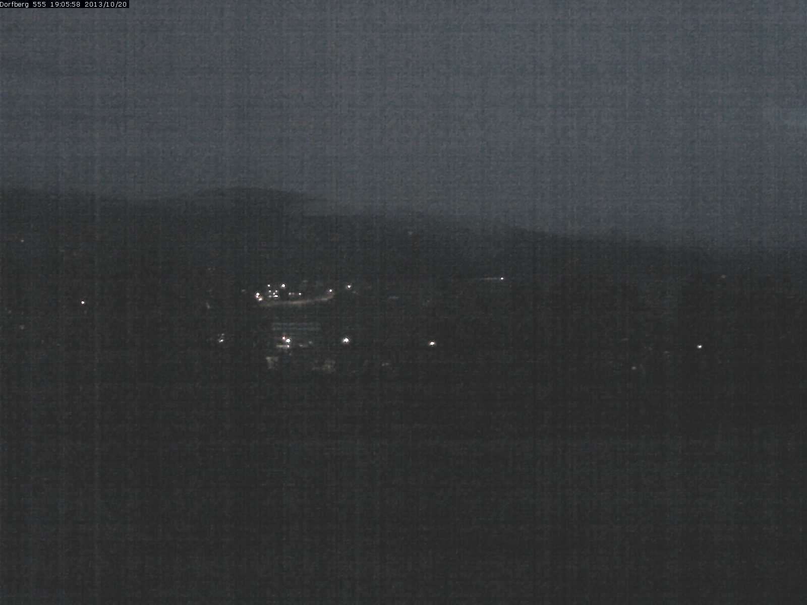 Webcam-Bild: Aussicht vom Dorfberg in Langnau 20131020-190600