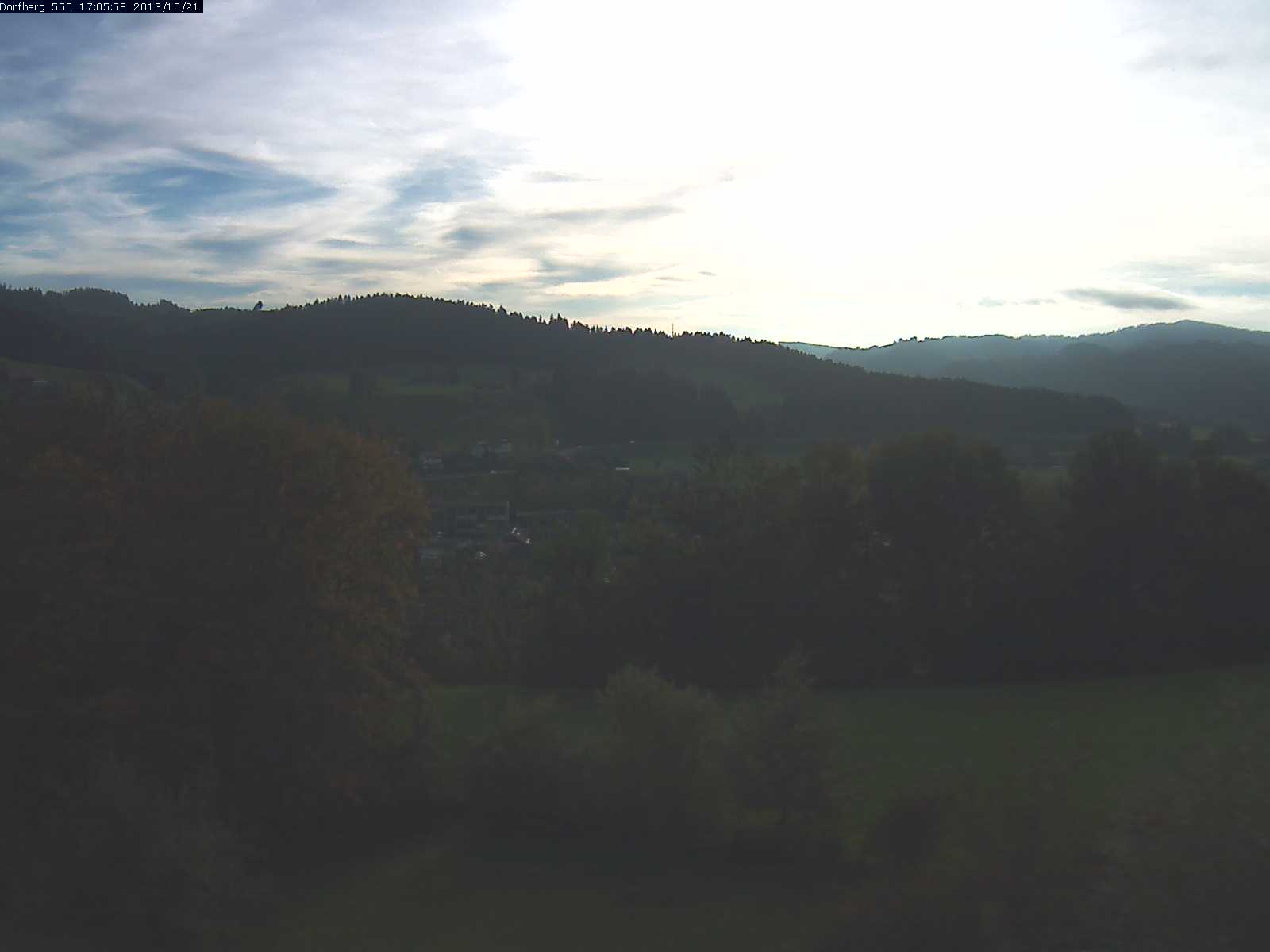 Webcam-Bild: Aussicht vom Dorfberg in Langnau 20131021-170600