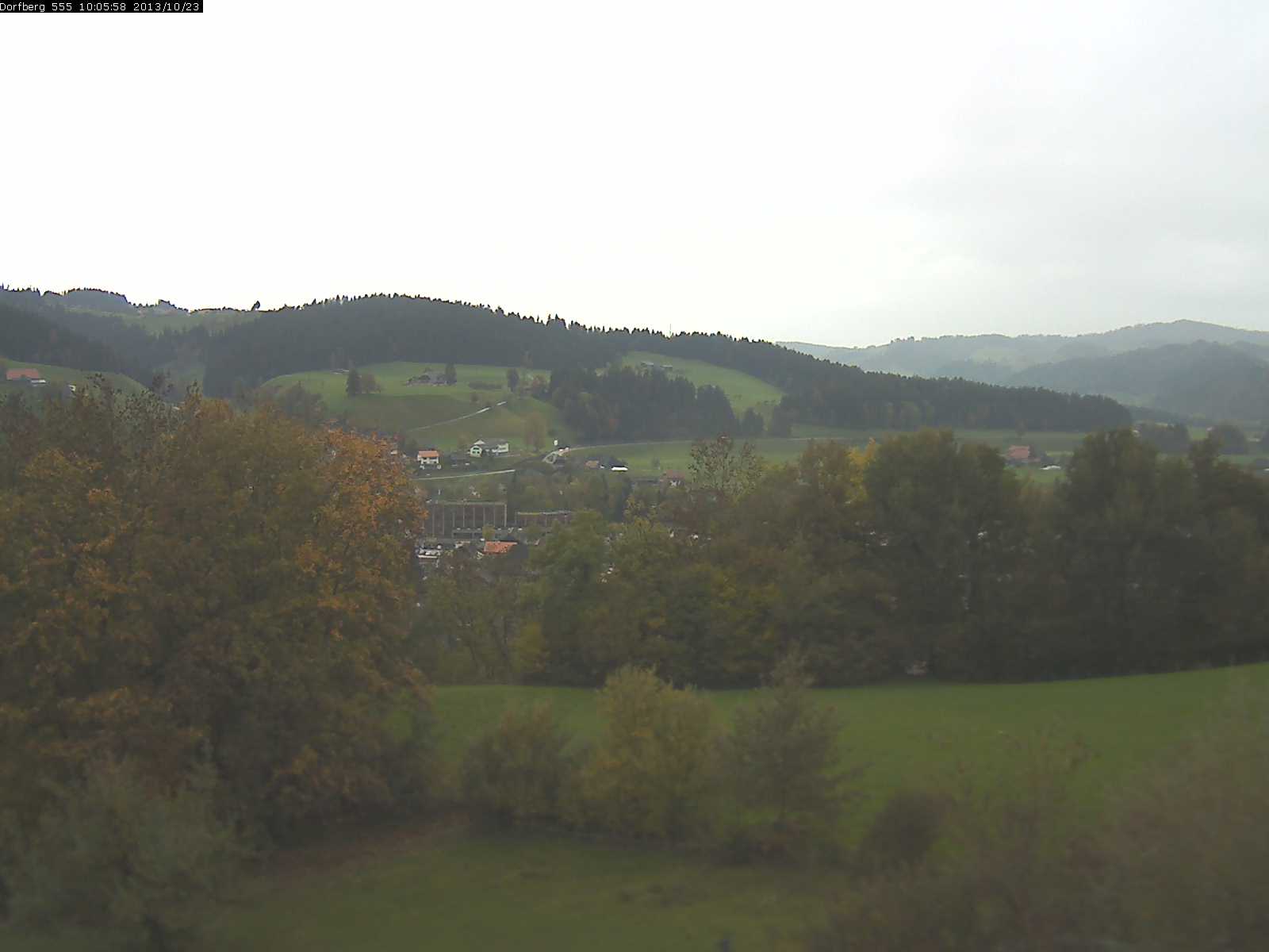 Webcam-Bild: Aussicht vom Dorfberg in Langnau 20131023-100600