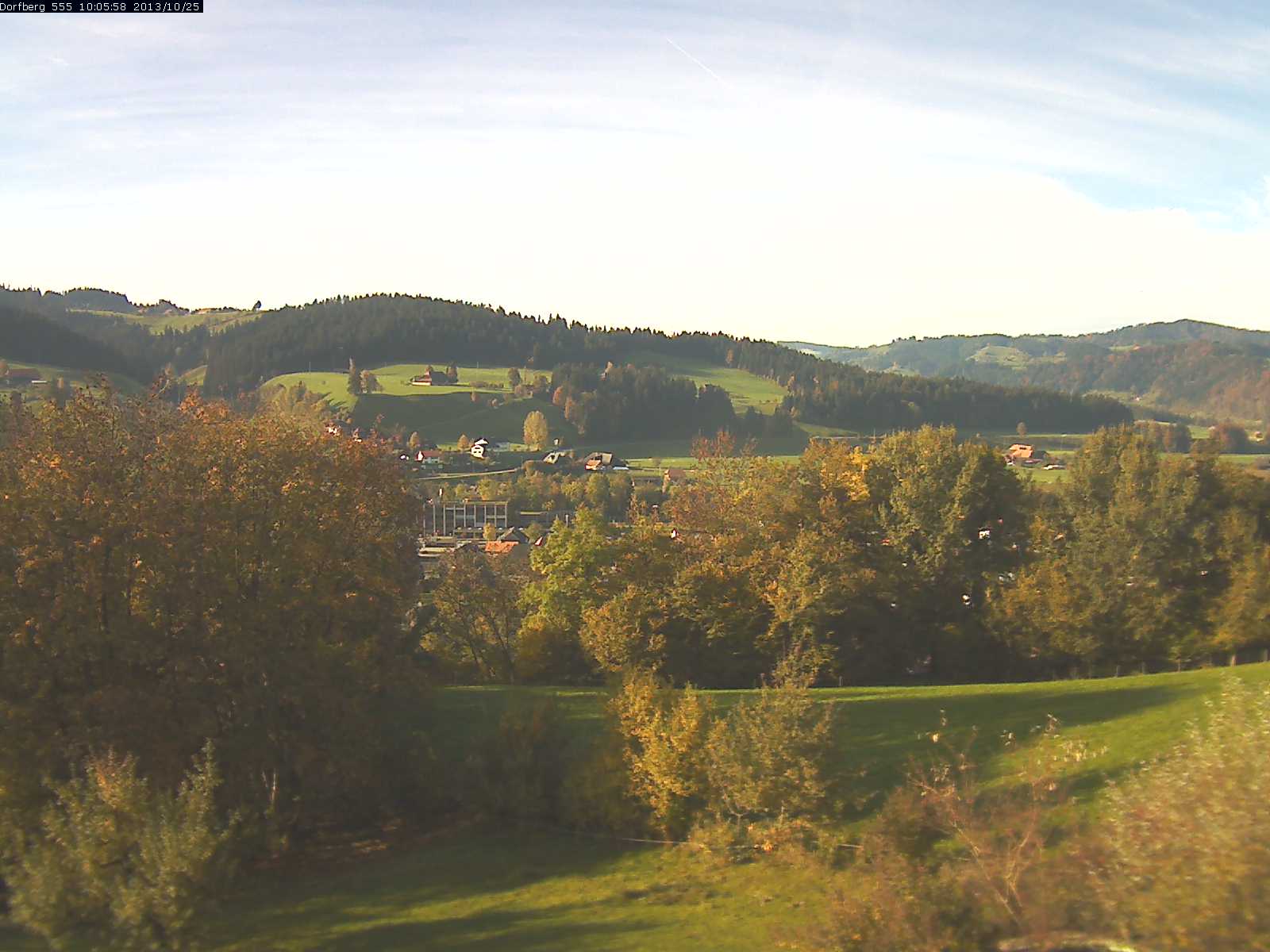Webcam-Bild: Aussicht vom Dorfberg in Langnau 20131025-100600